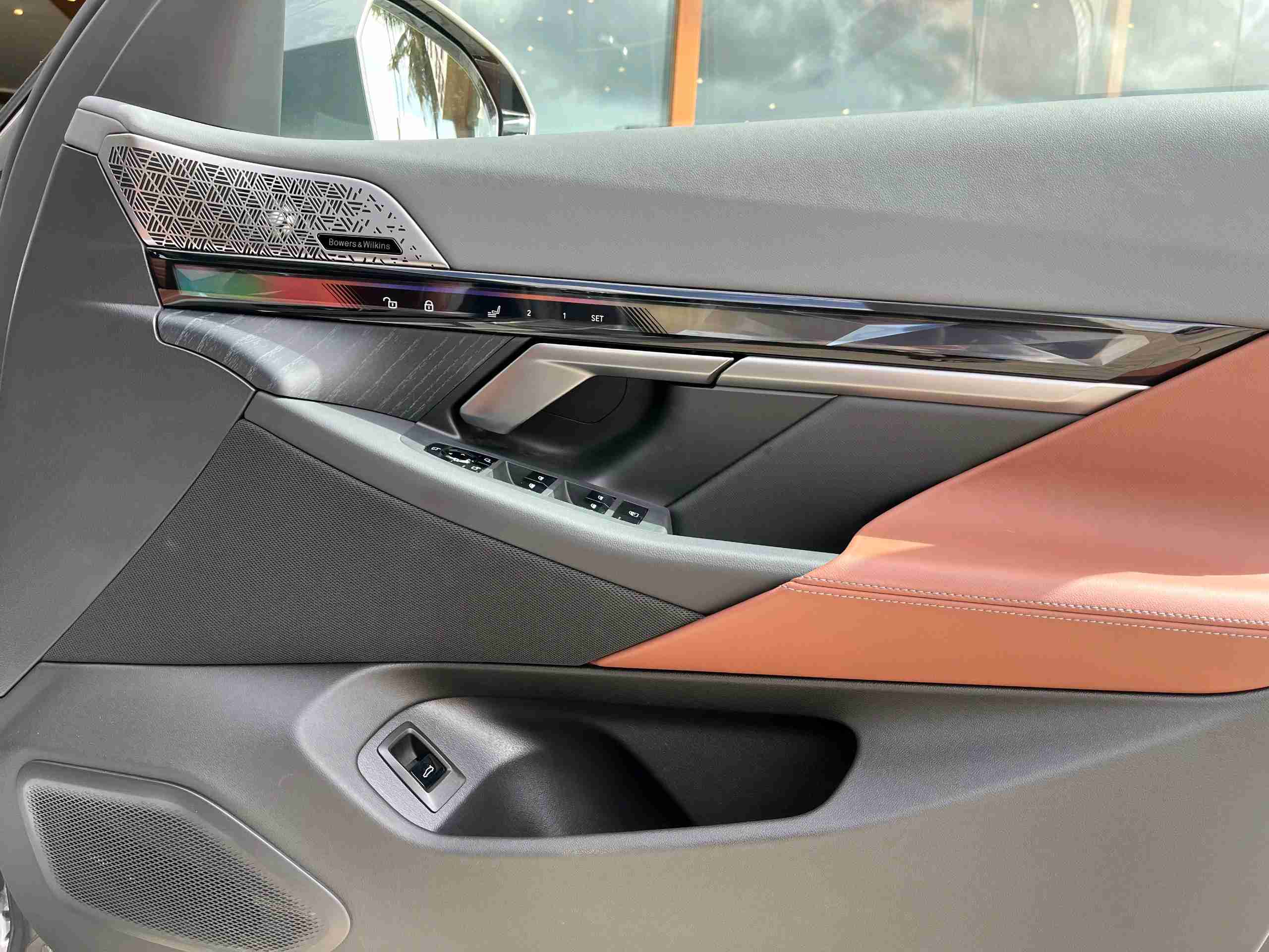 BMW 530li photo 9