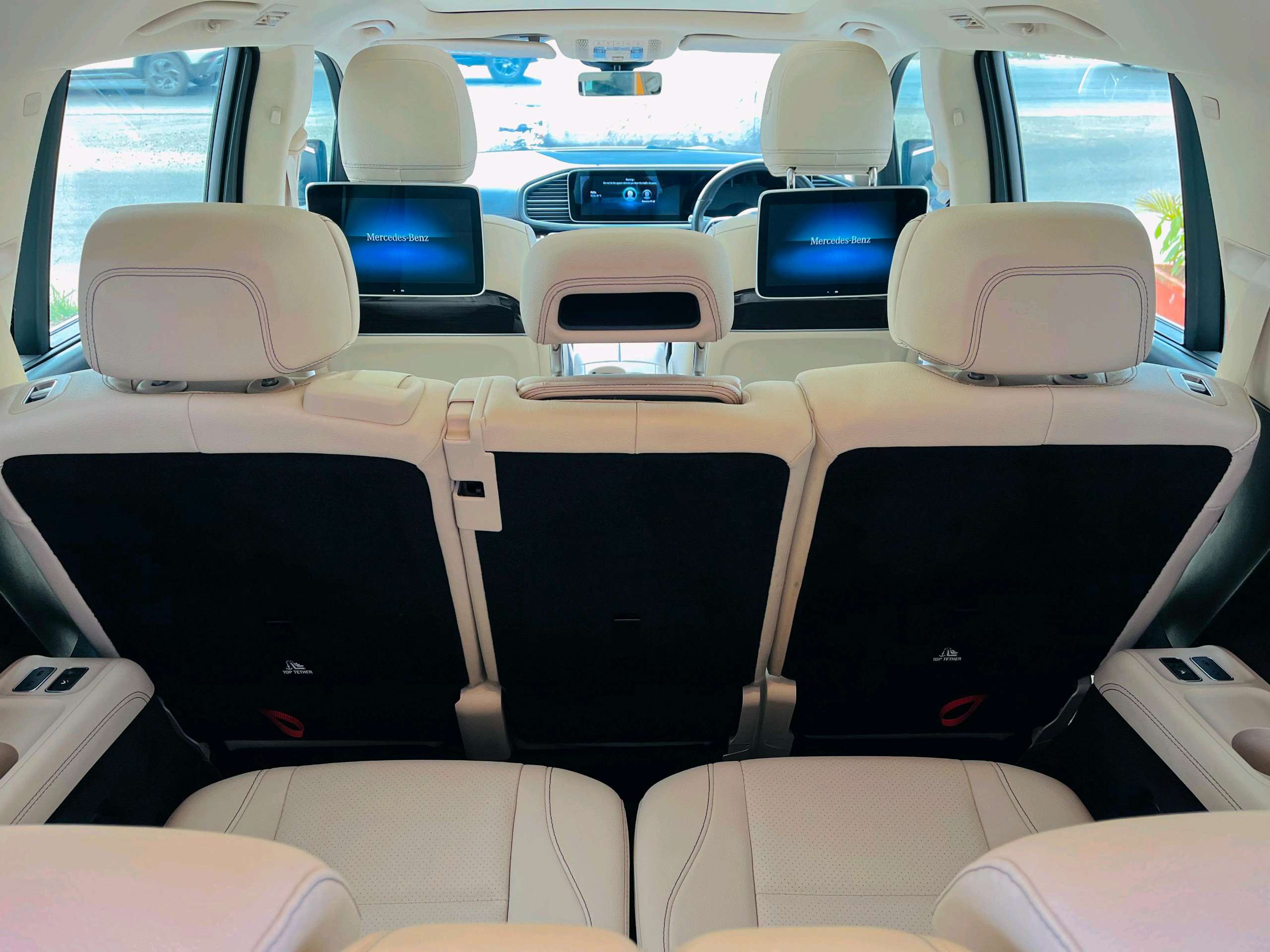 Mercedes Benz Gls photo 17