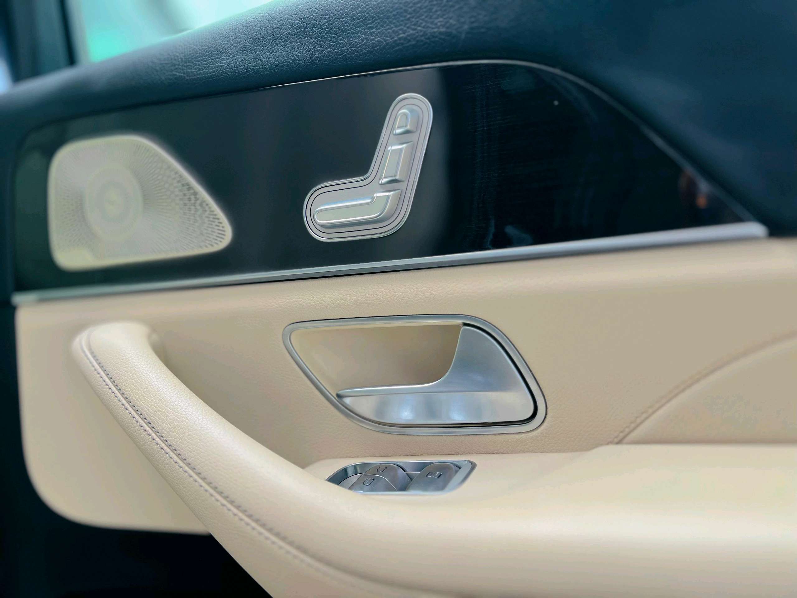 Mercedes Benz Gls photo 19