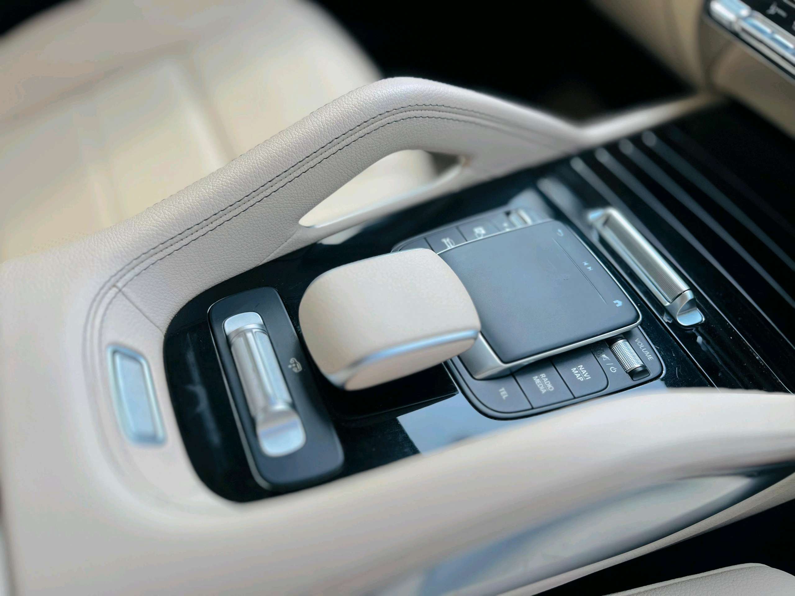 Mercedes Benz Gls photo 23