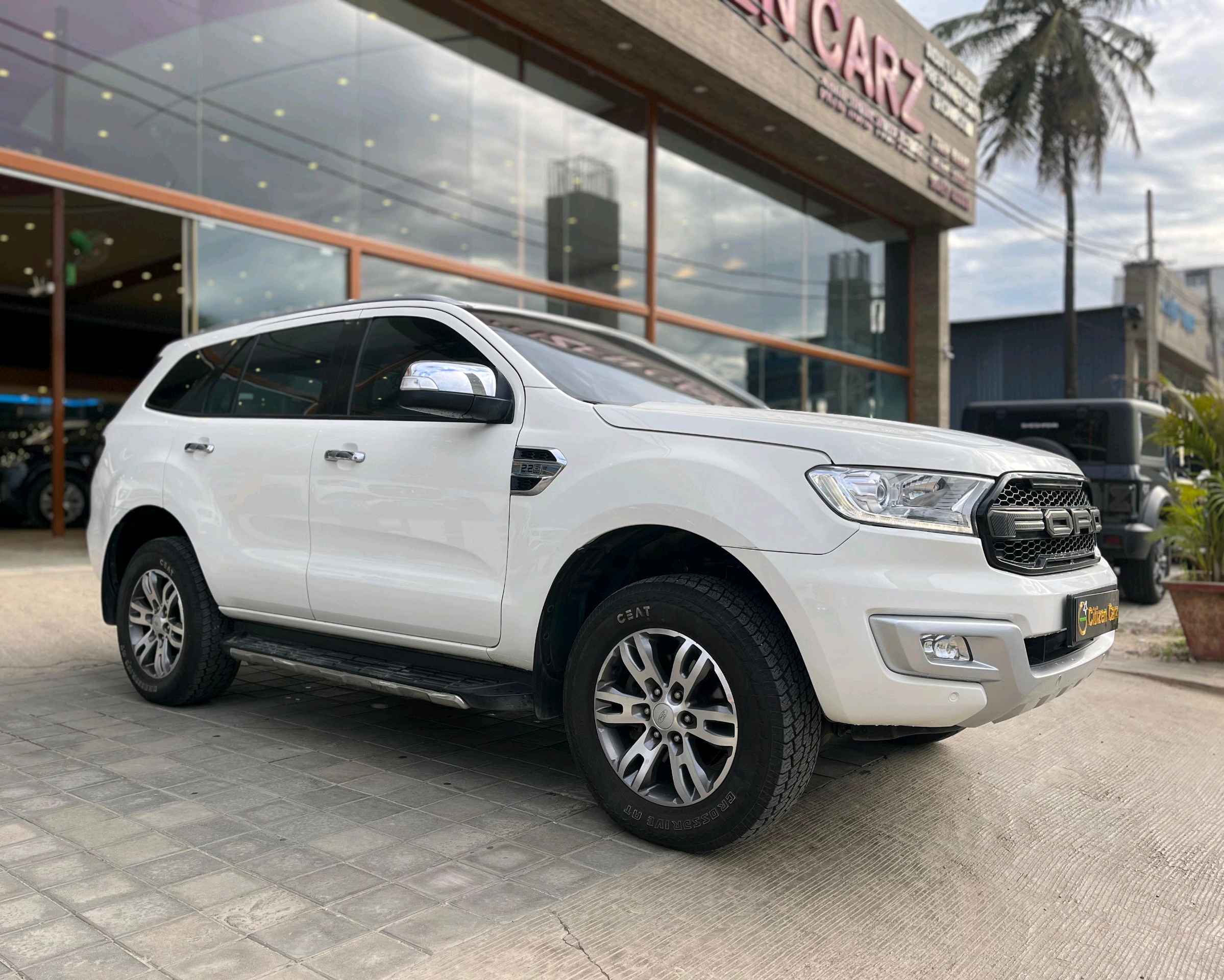 Ford Endeavour 2.2 photo 3
