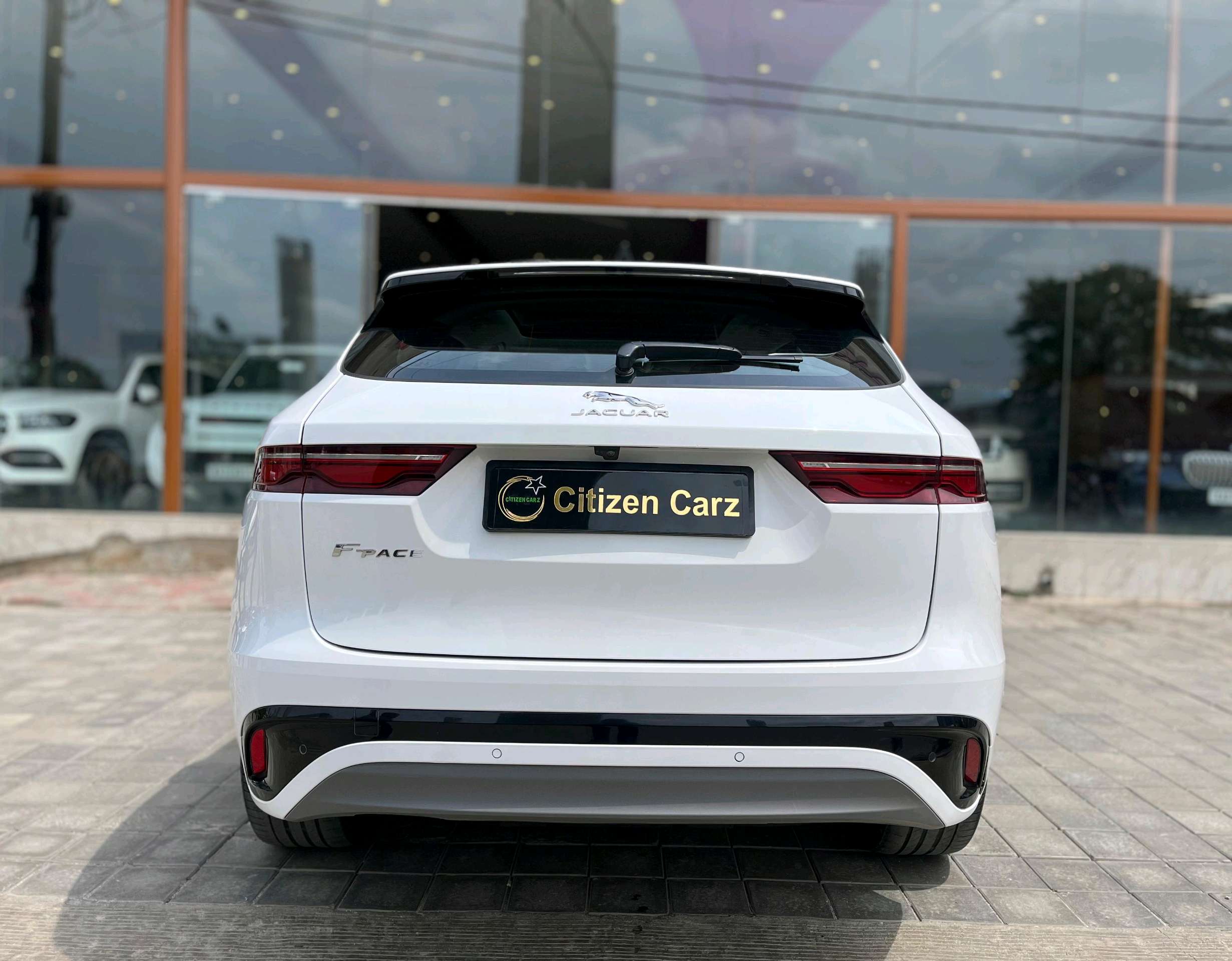 Jaguar F-pace photo 5