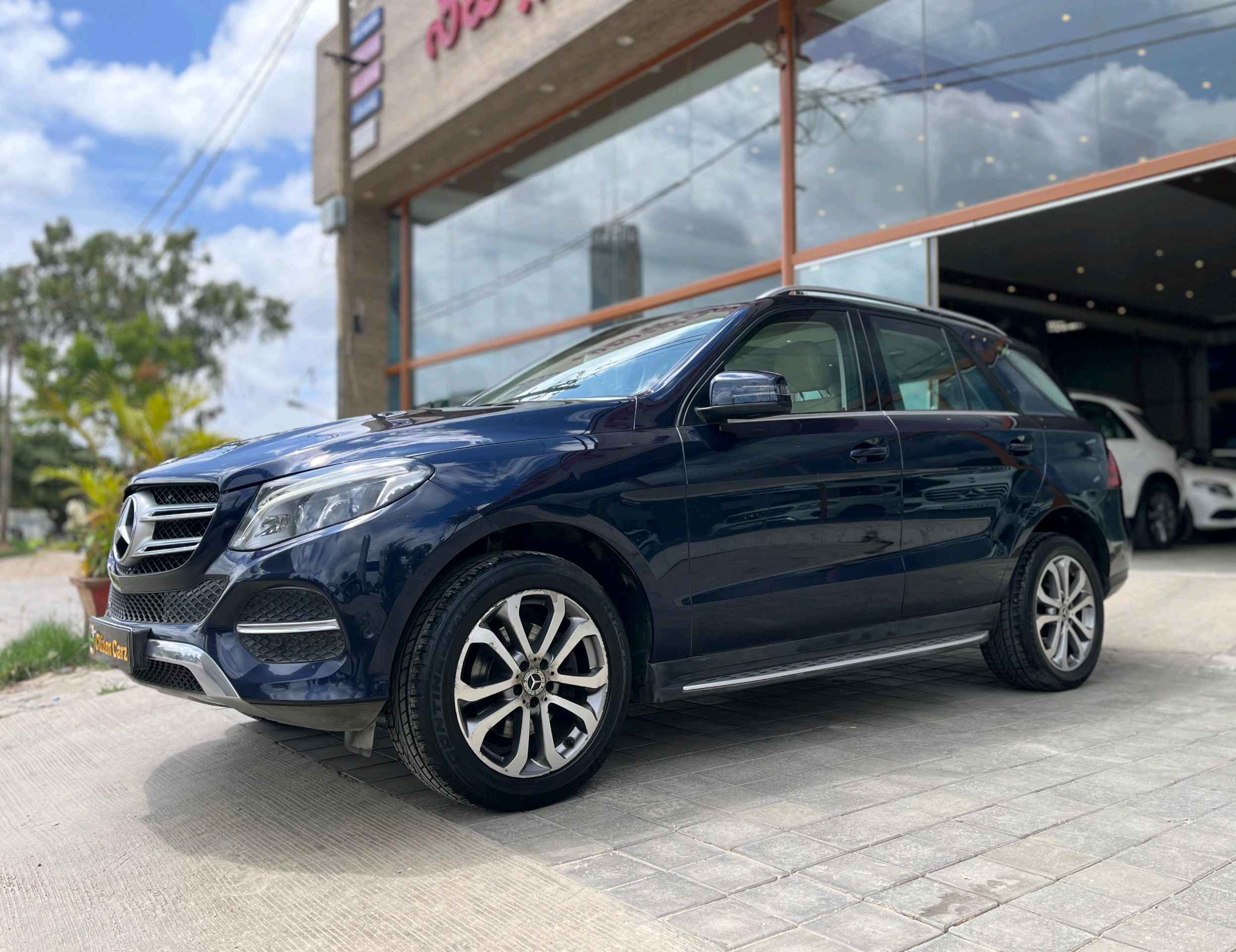 Mercedes Benz Gle photo 2