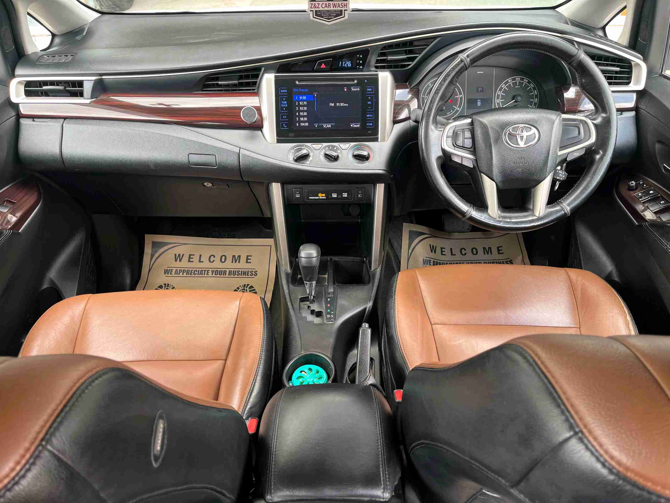 Toyota Innova Crysta photo 6