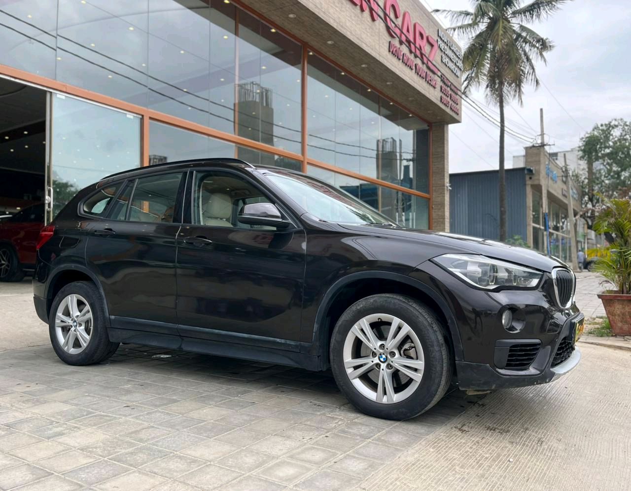 BMW X1 photo 3