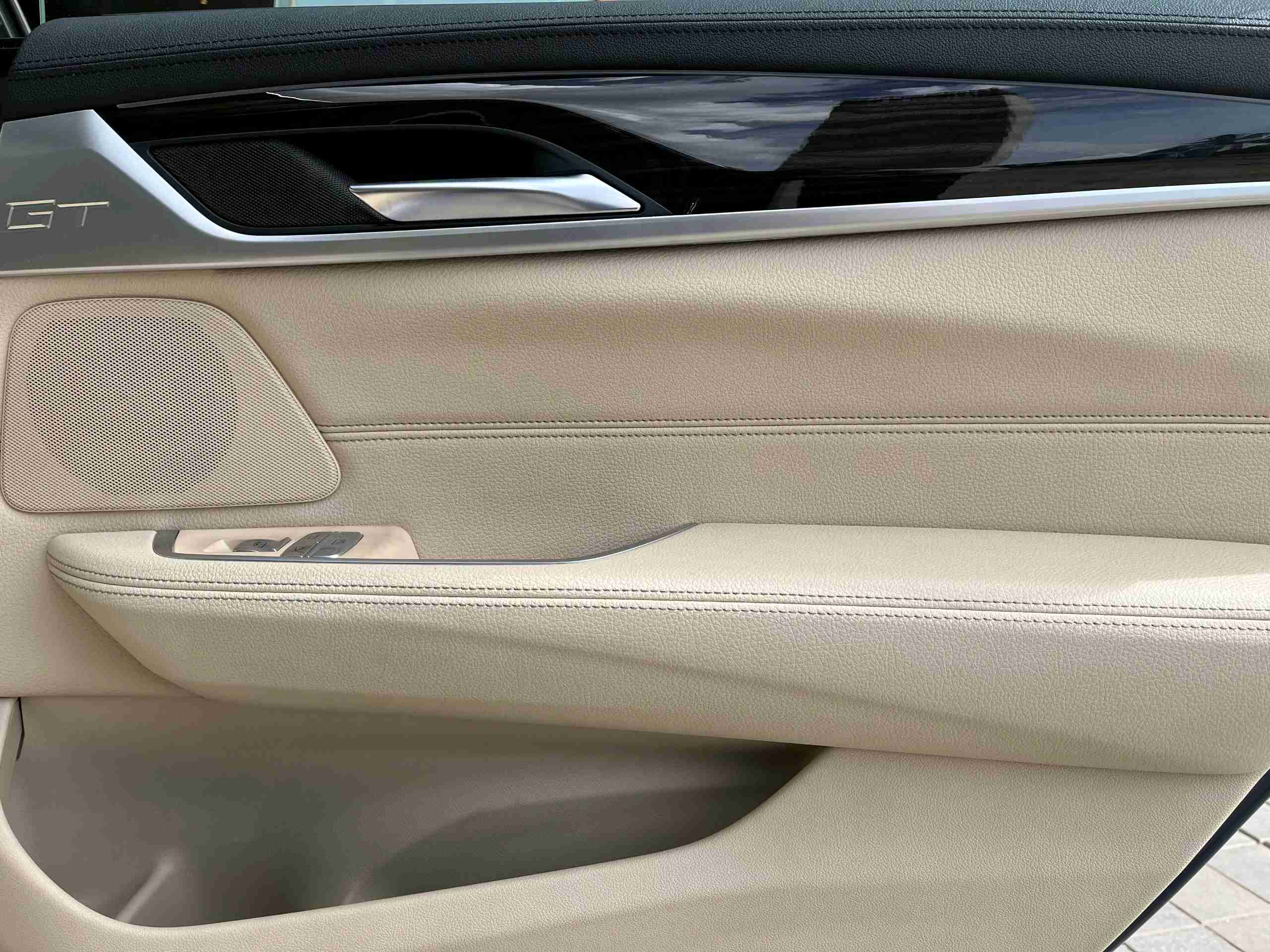 BMW 630i Gt photo 9