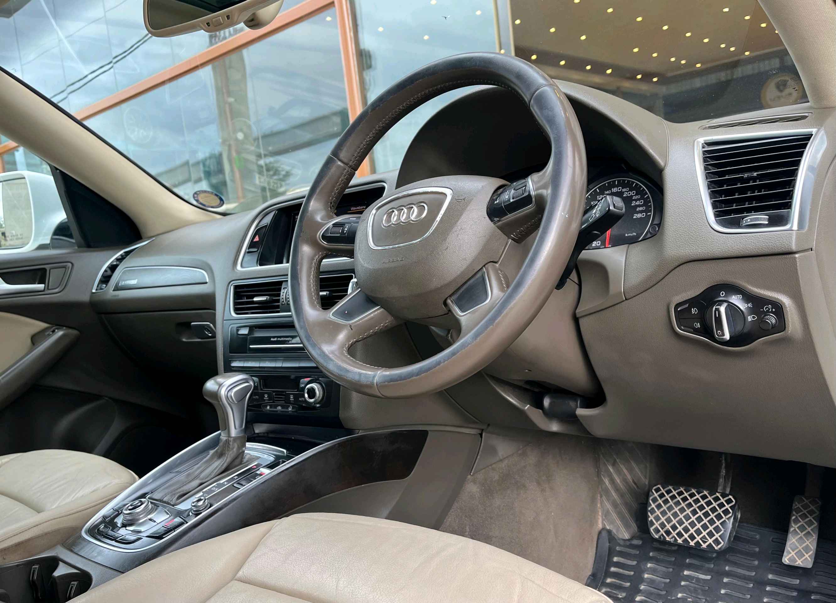Audi Q5 photo 7