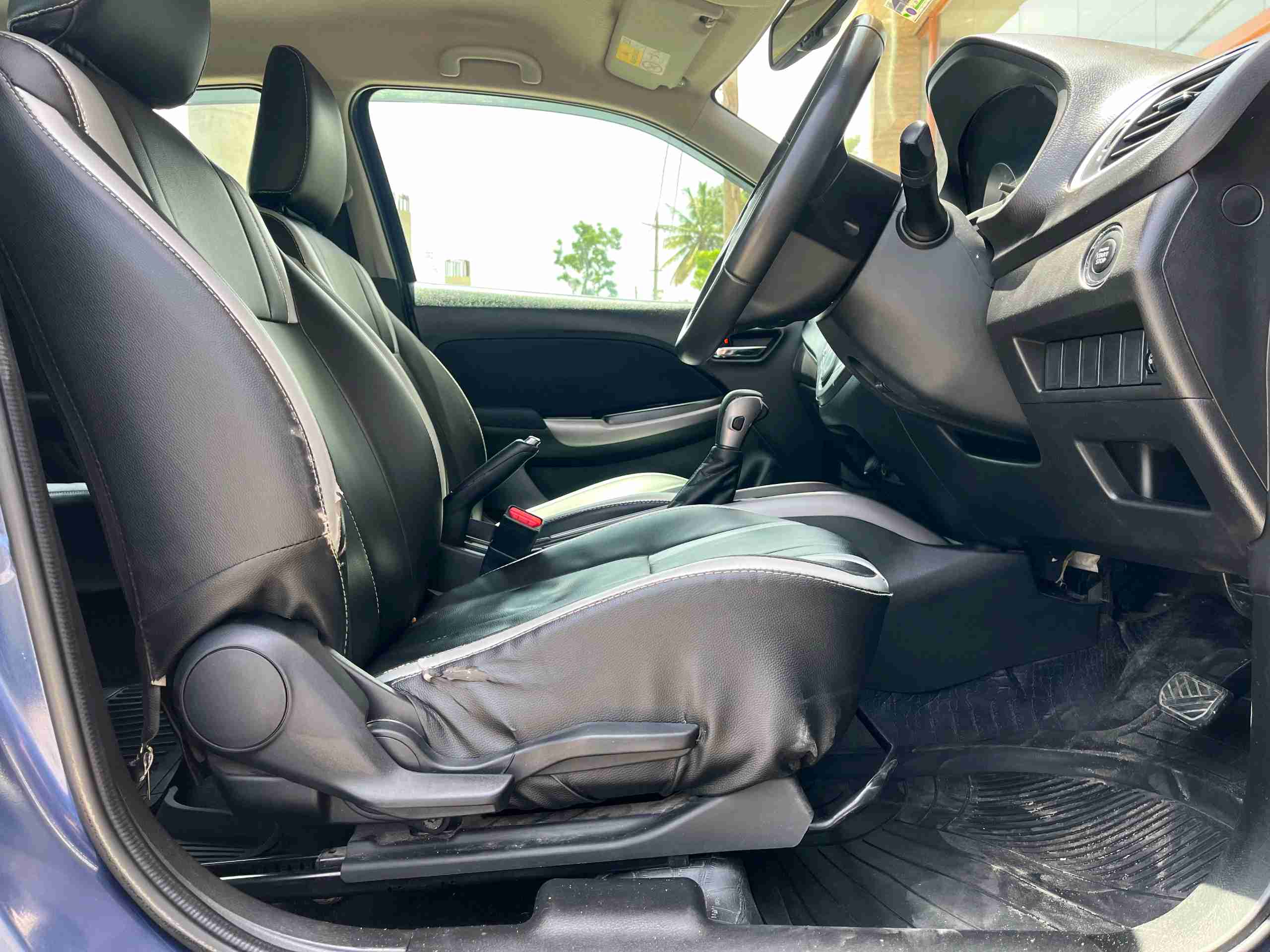 Maruti Suzuki Baleno photo 2
