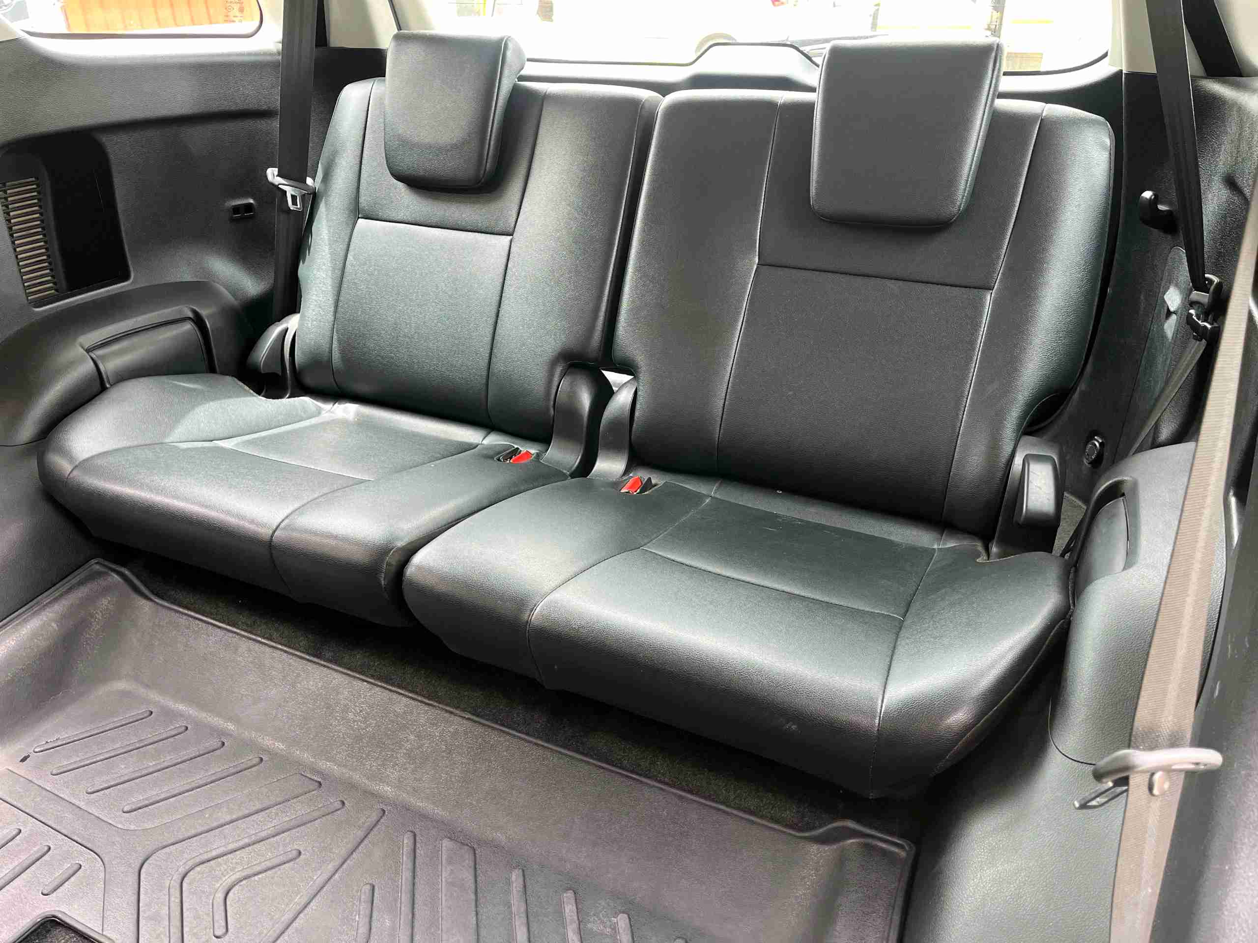 Toyota Fortuner photo 14