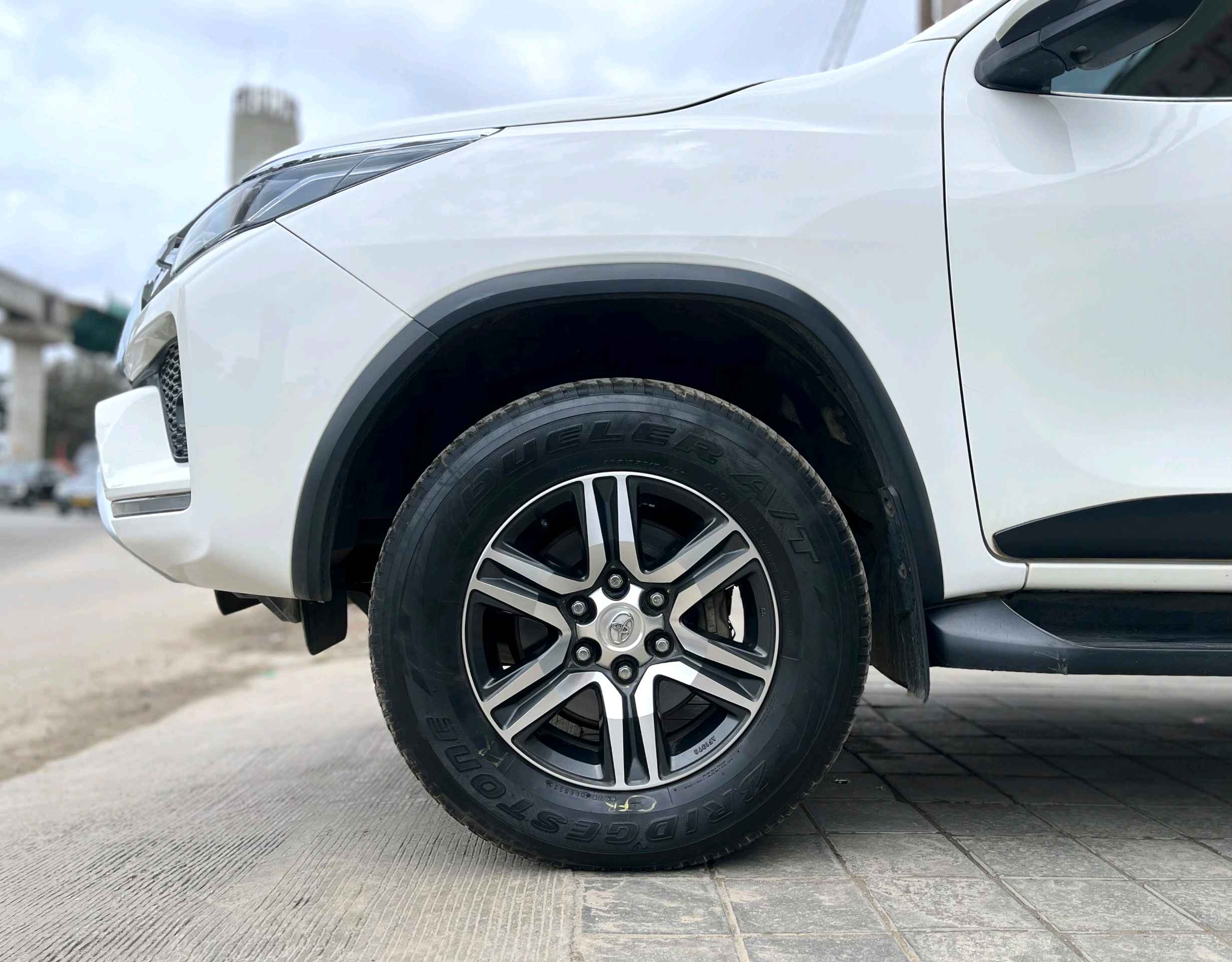 Toyota Fortuner photo 15