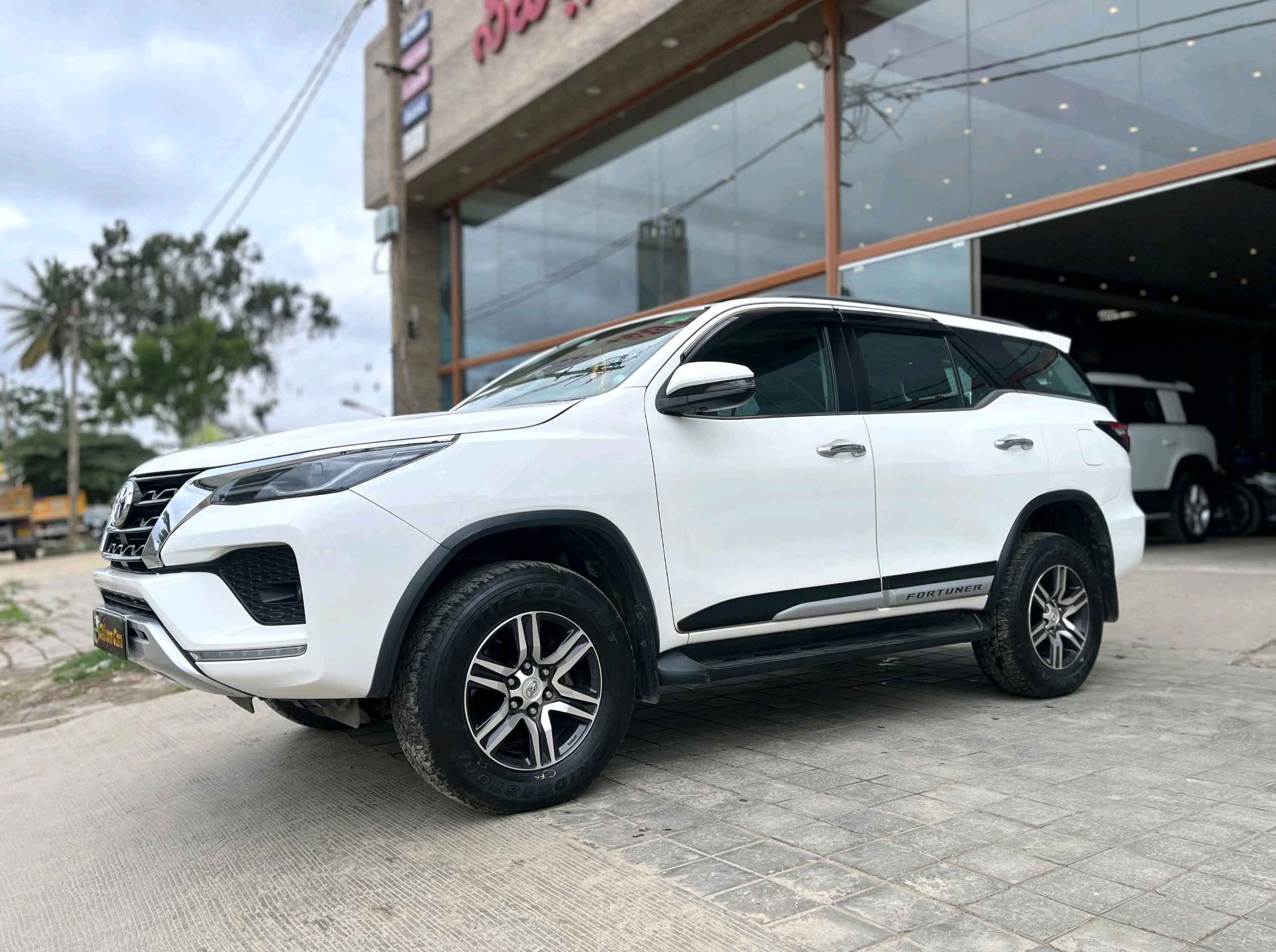 Toyota Fortuner photo 20