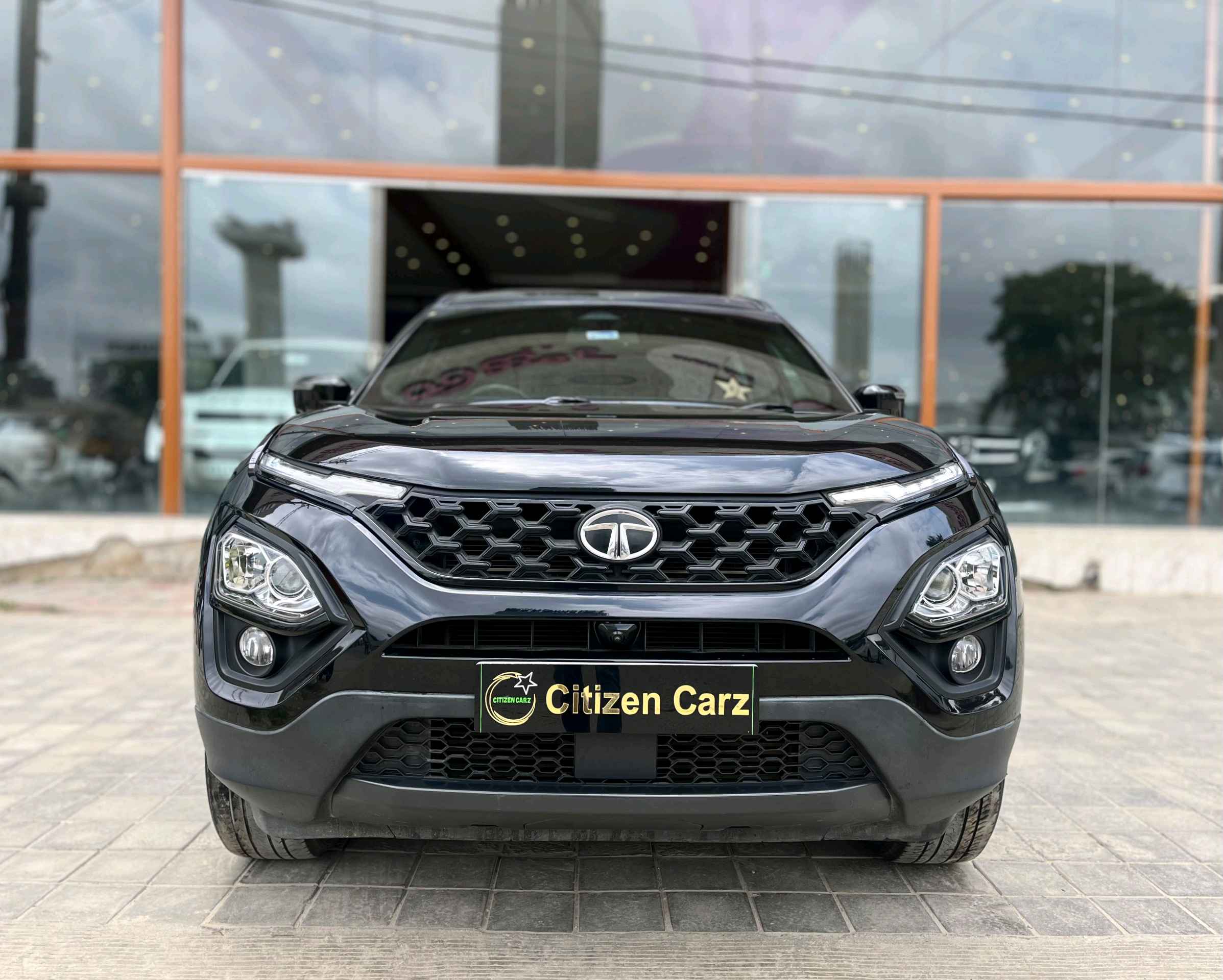 Tata Safari