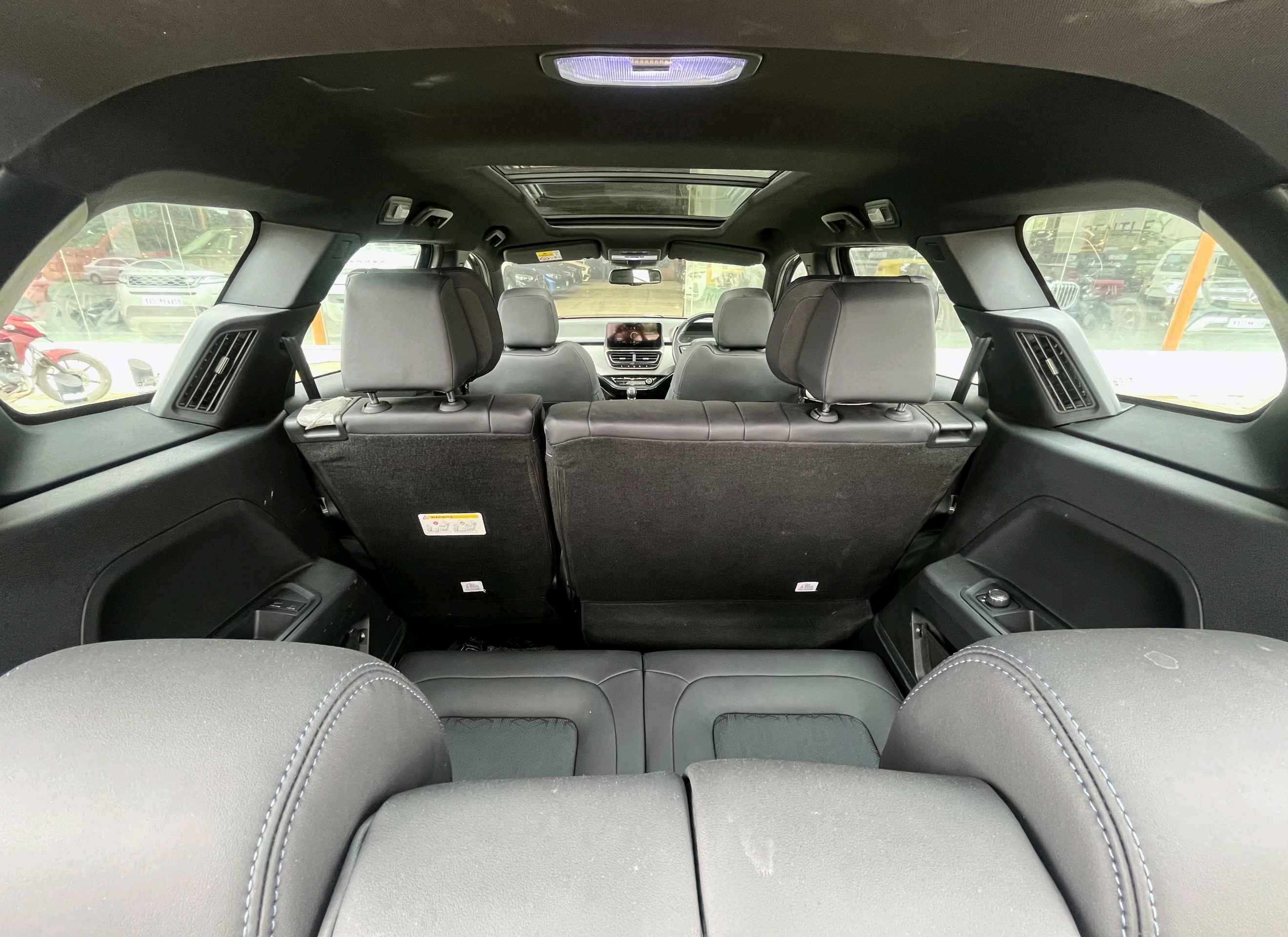 Tata Safari photo 16