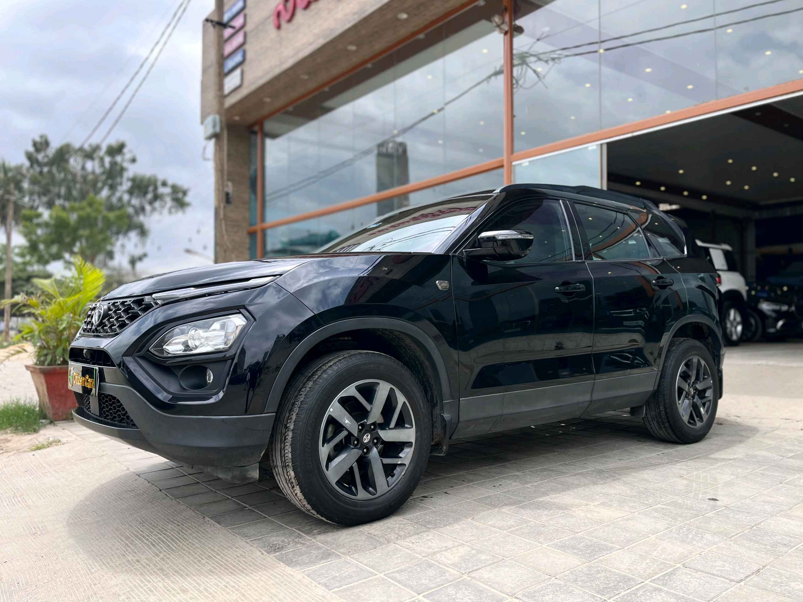 Tata Safari photo 3