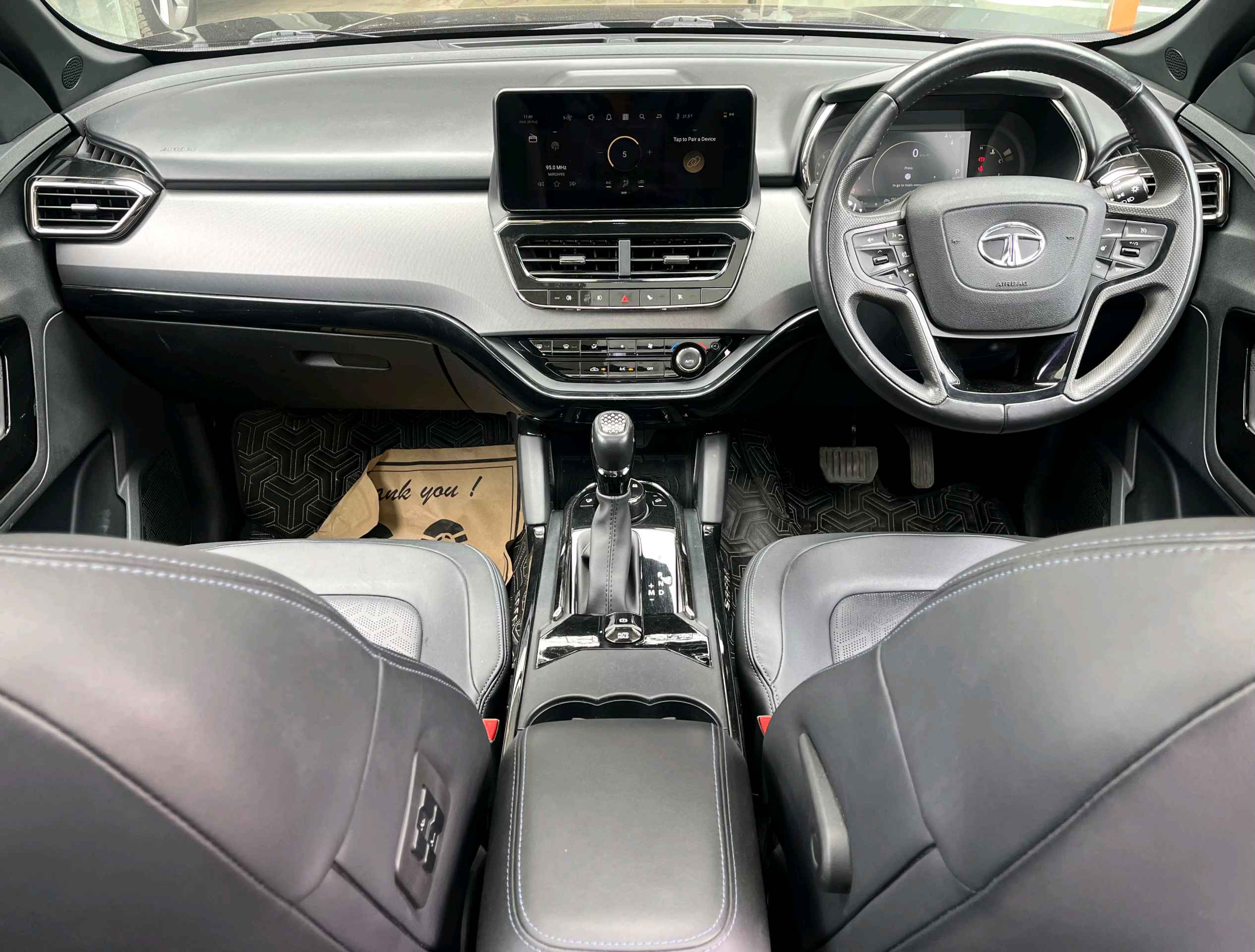 Tata Safari photo 4