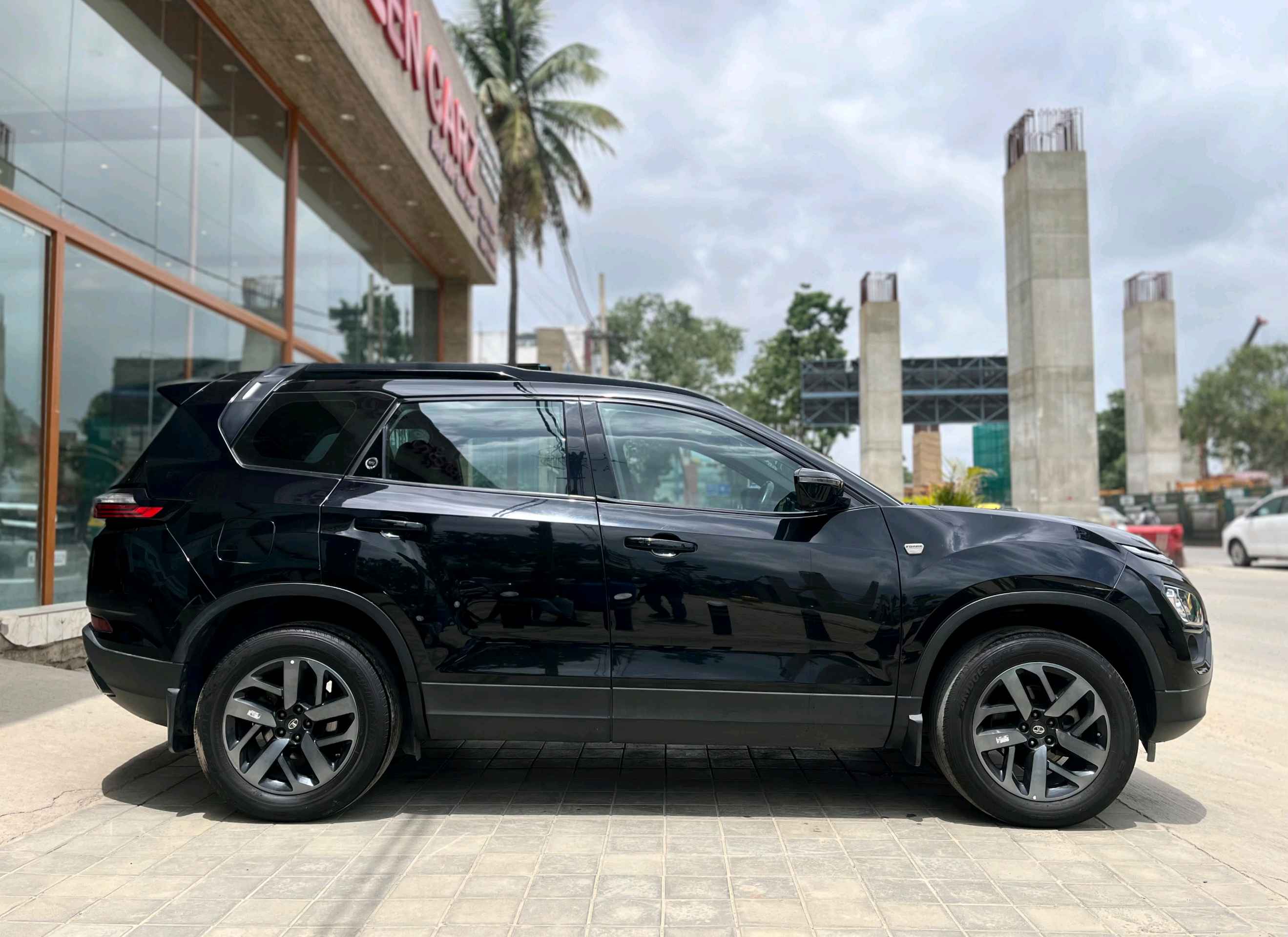 Tata Safari photo 9