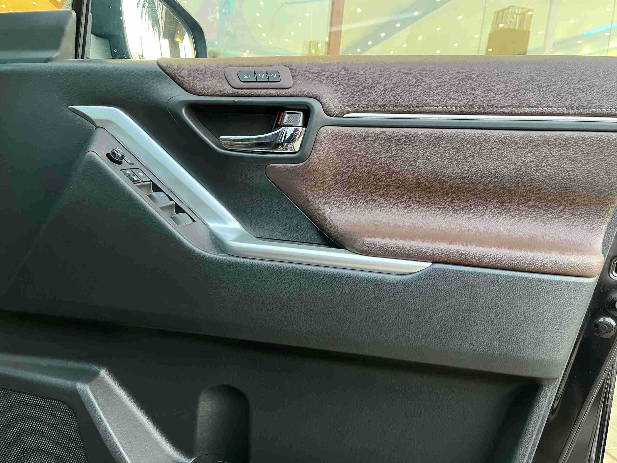 Toyota Innova Hycross photo 6
