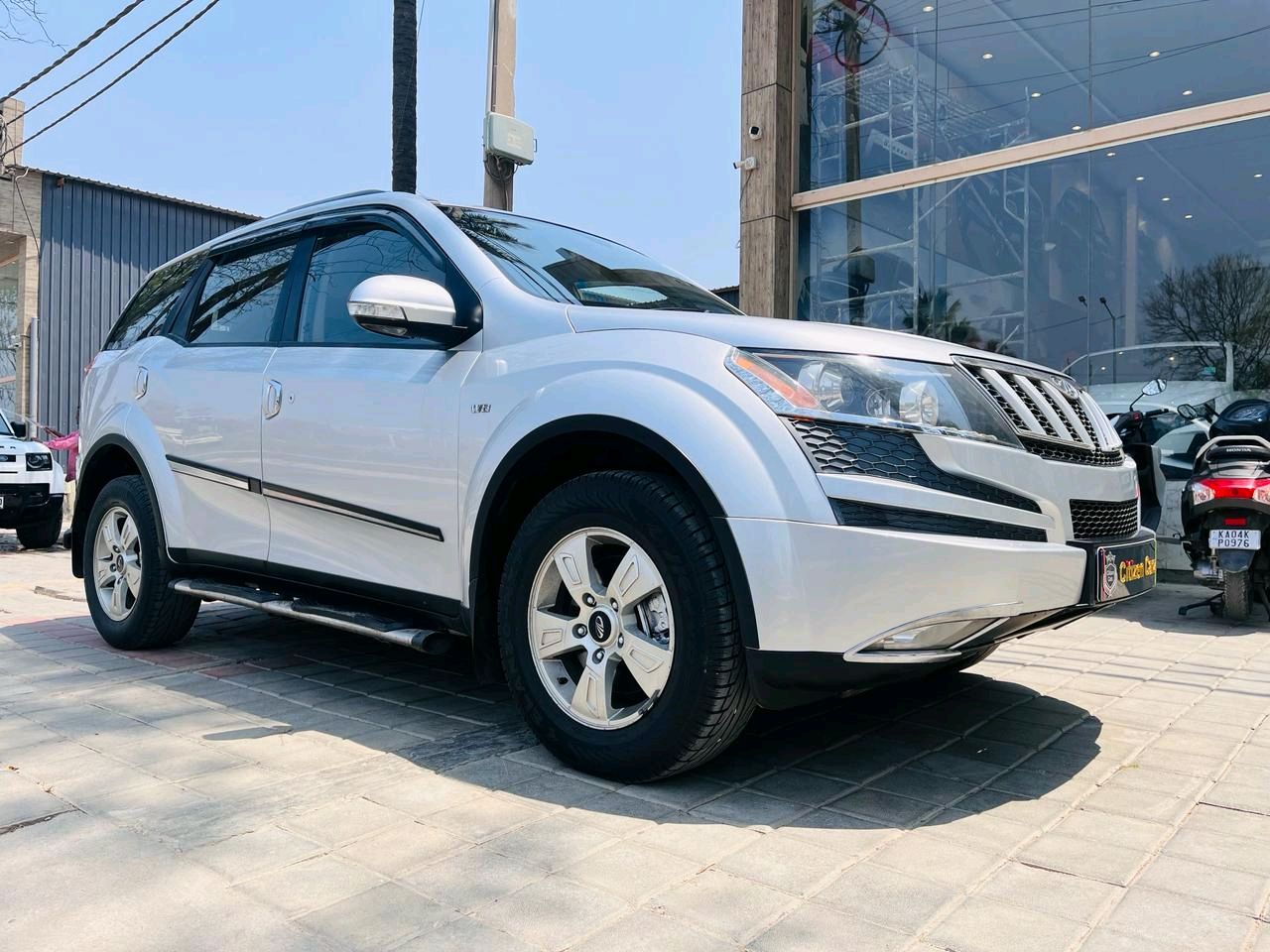 Mahindra Xuv 500 photo 3