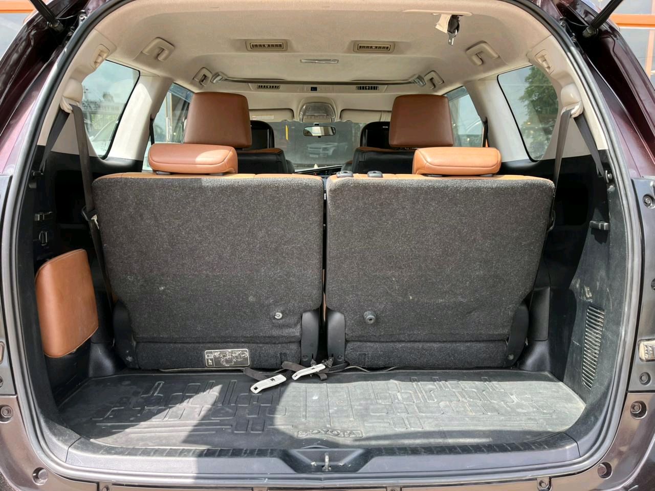 Toyota Innova Crysta photo 10