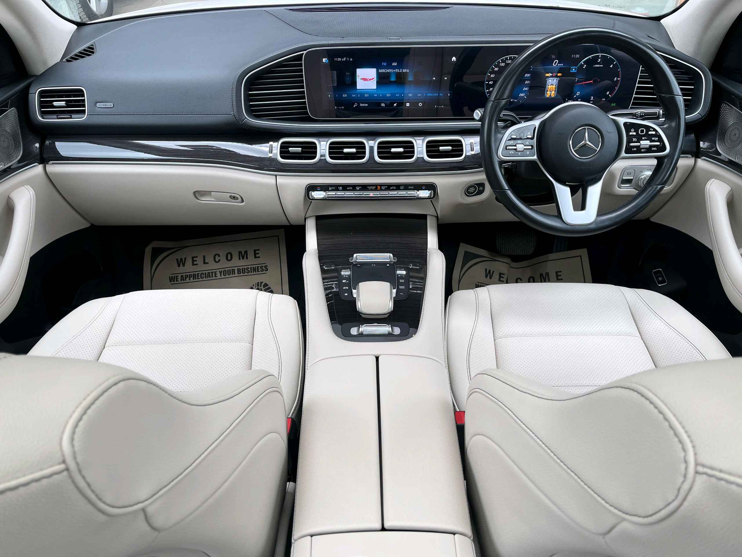 Mercedes Benz Gls photo 16