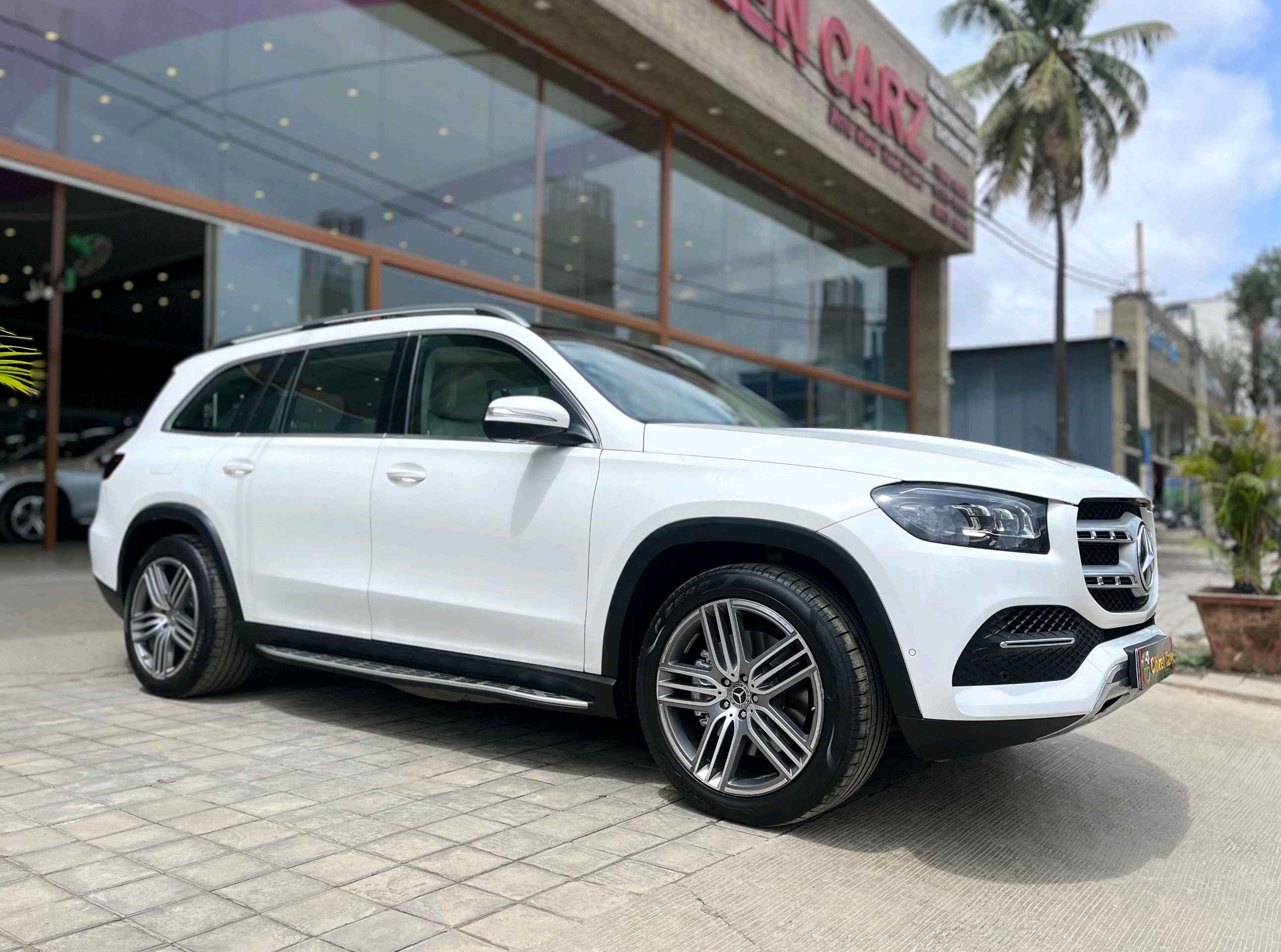 Mercedes Benz Gls photo 17