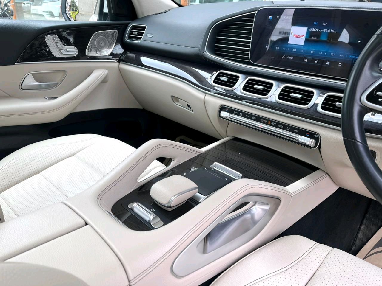 Mercedes Benz Gls photo 23