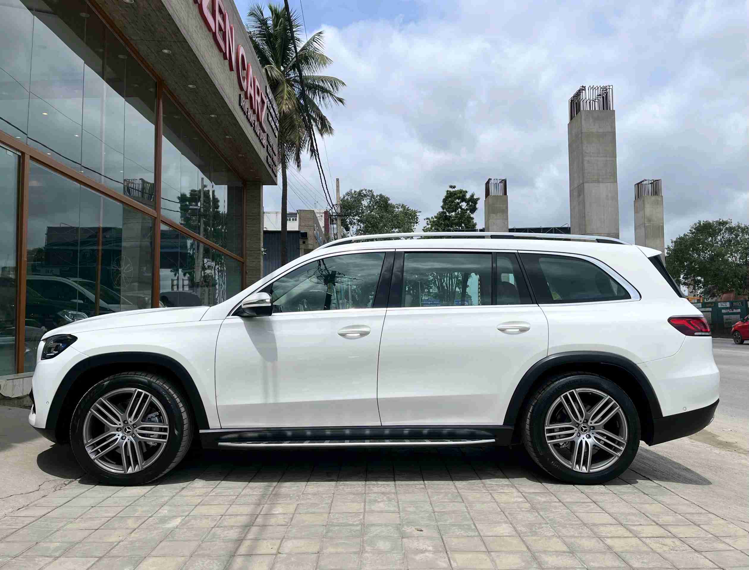 Mercedes Benz Gls photo 5
