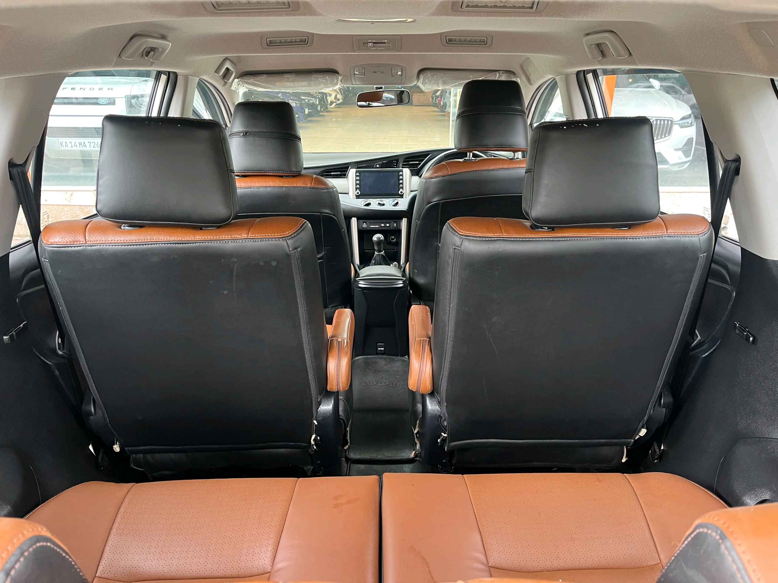 Toyota Innova Crysta photo 9
