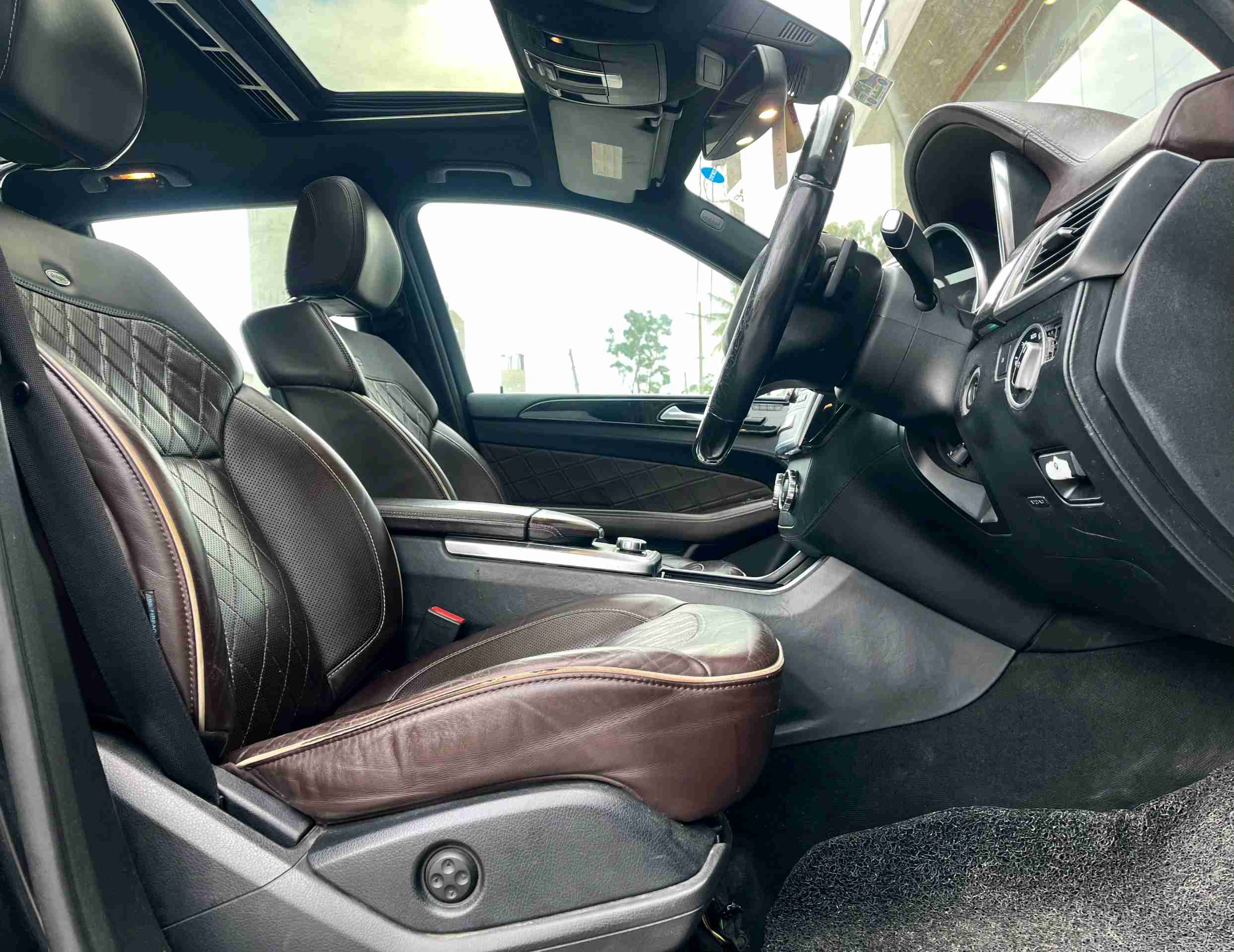 Mercedes Benz Ml Class photo 5