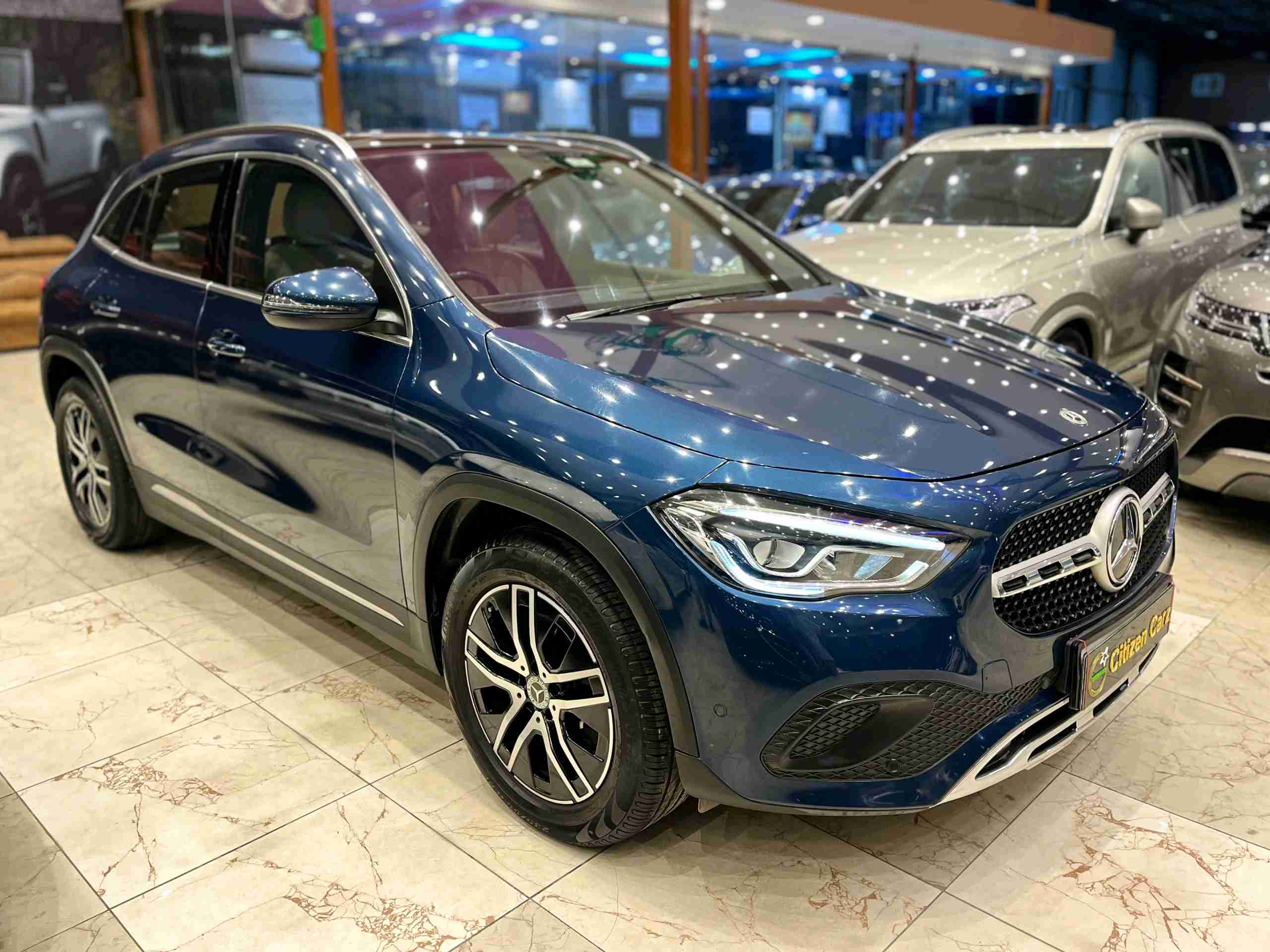 Mercedes Benz Gla photo 2