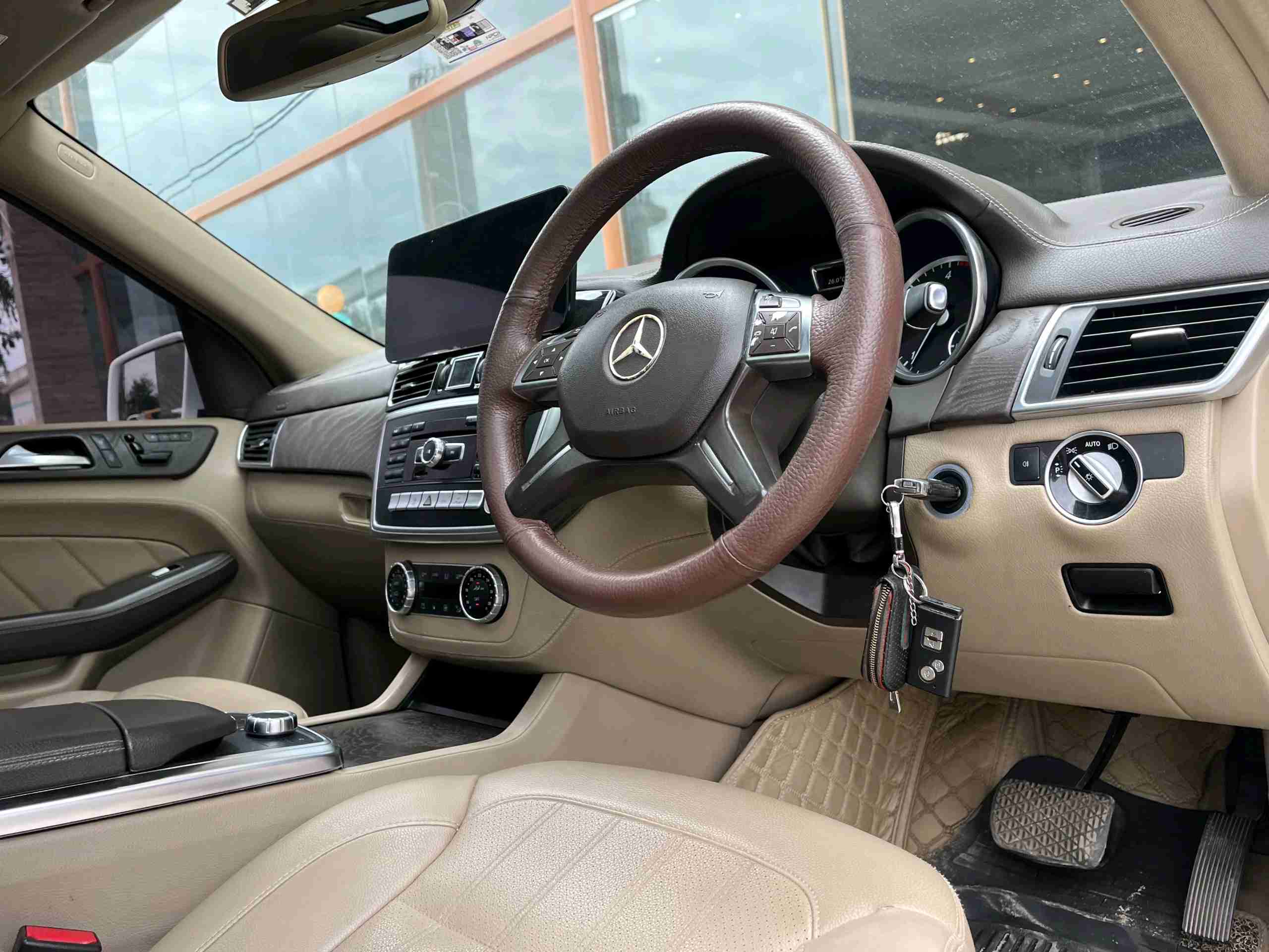 Mercedes Benz Gl Class photo 2