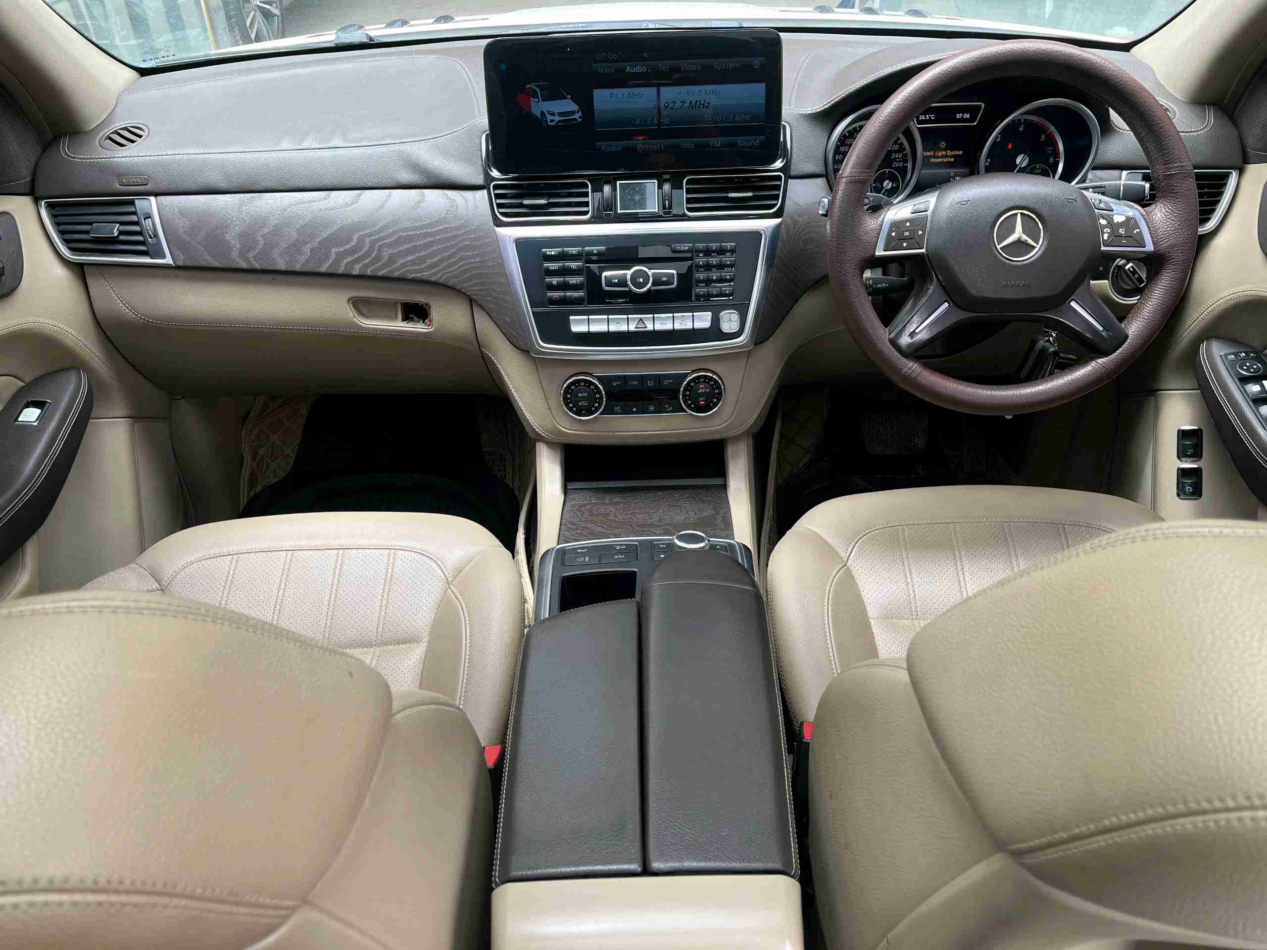 Mercedes Benz Gl Class photo 5