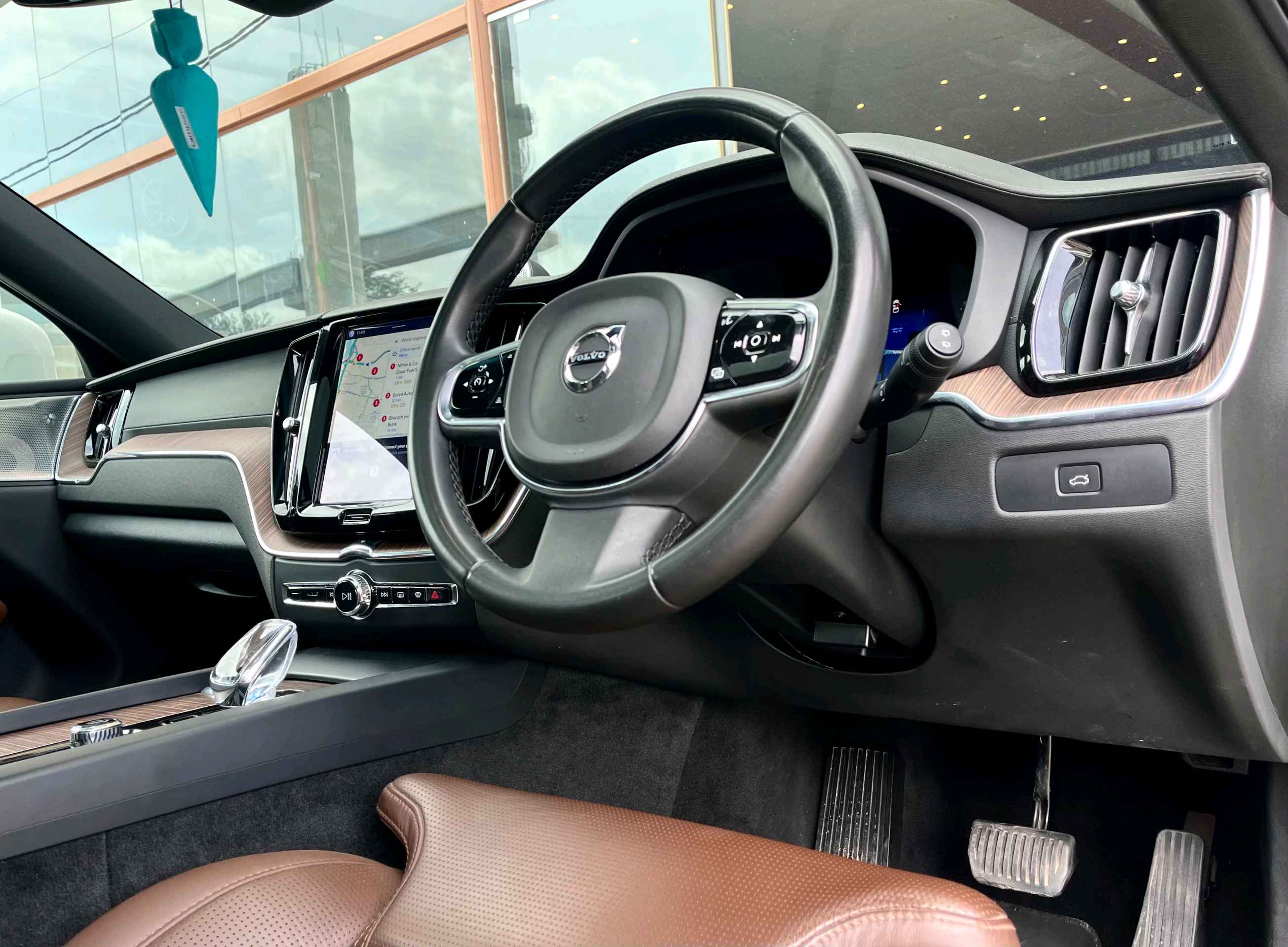 Volvo Xc 60 photo 8