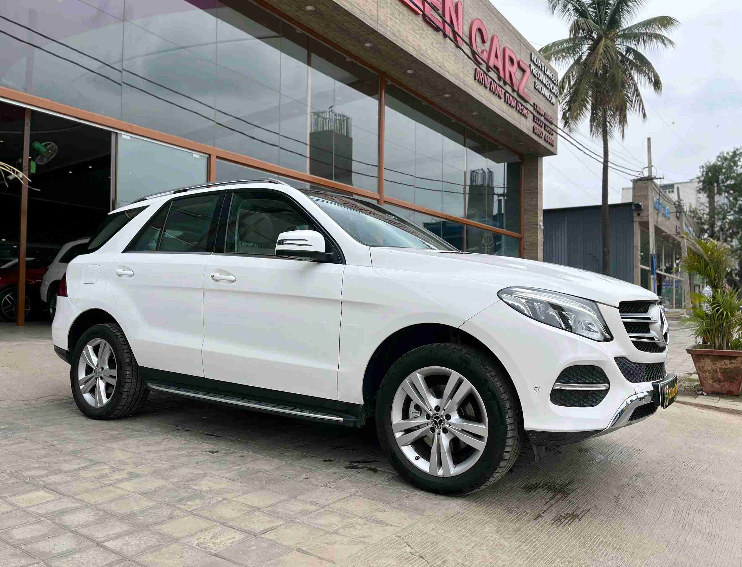 Mercedes Benz Gle photo 6