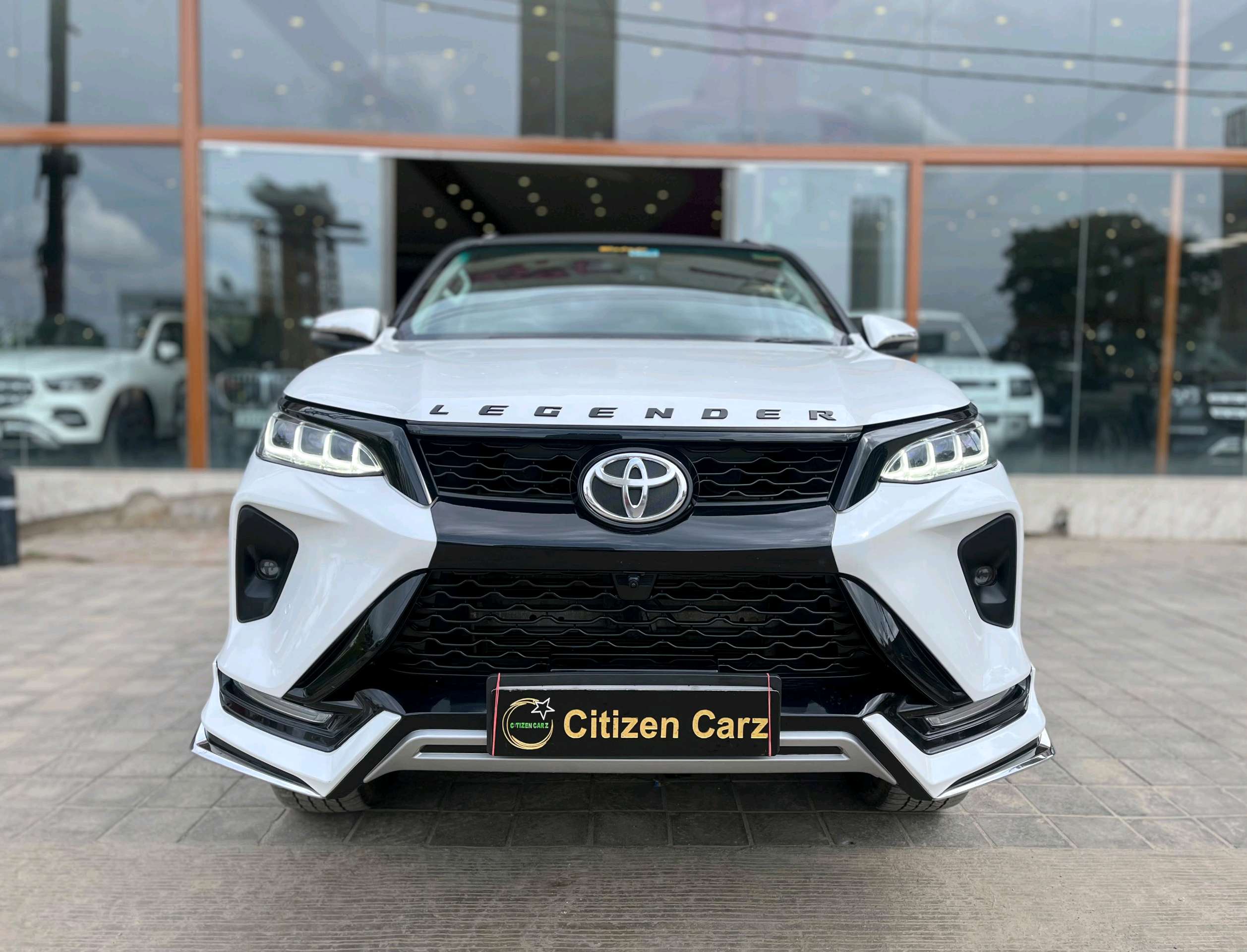 Toyota Fortuner Legender+