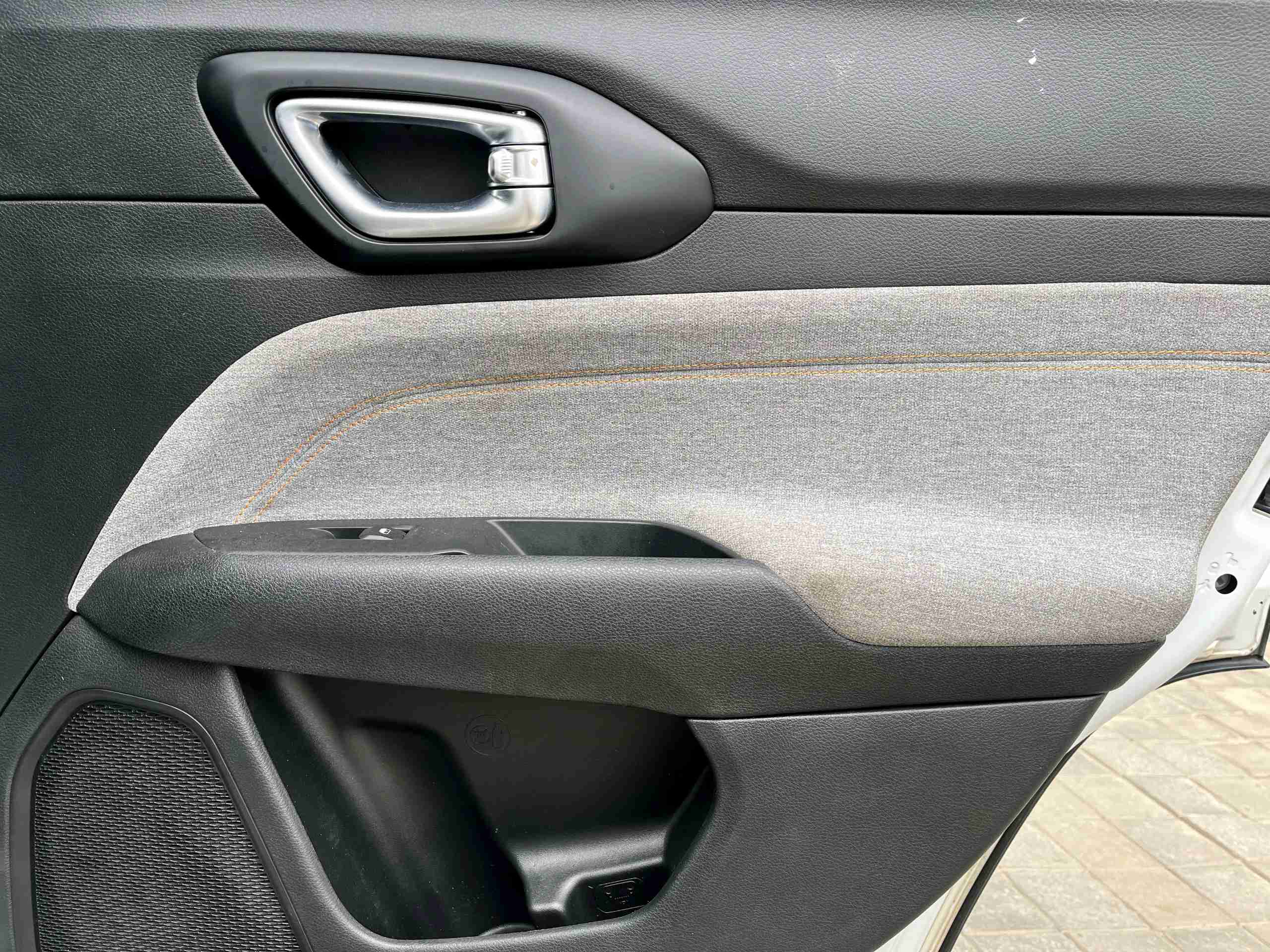 Jeep Compass photo 4