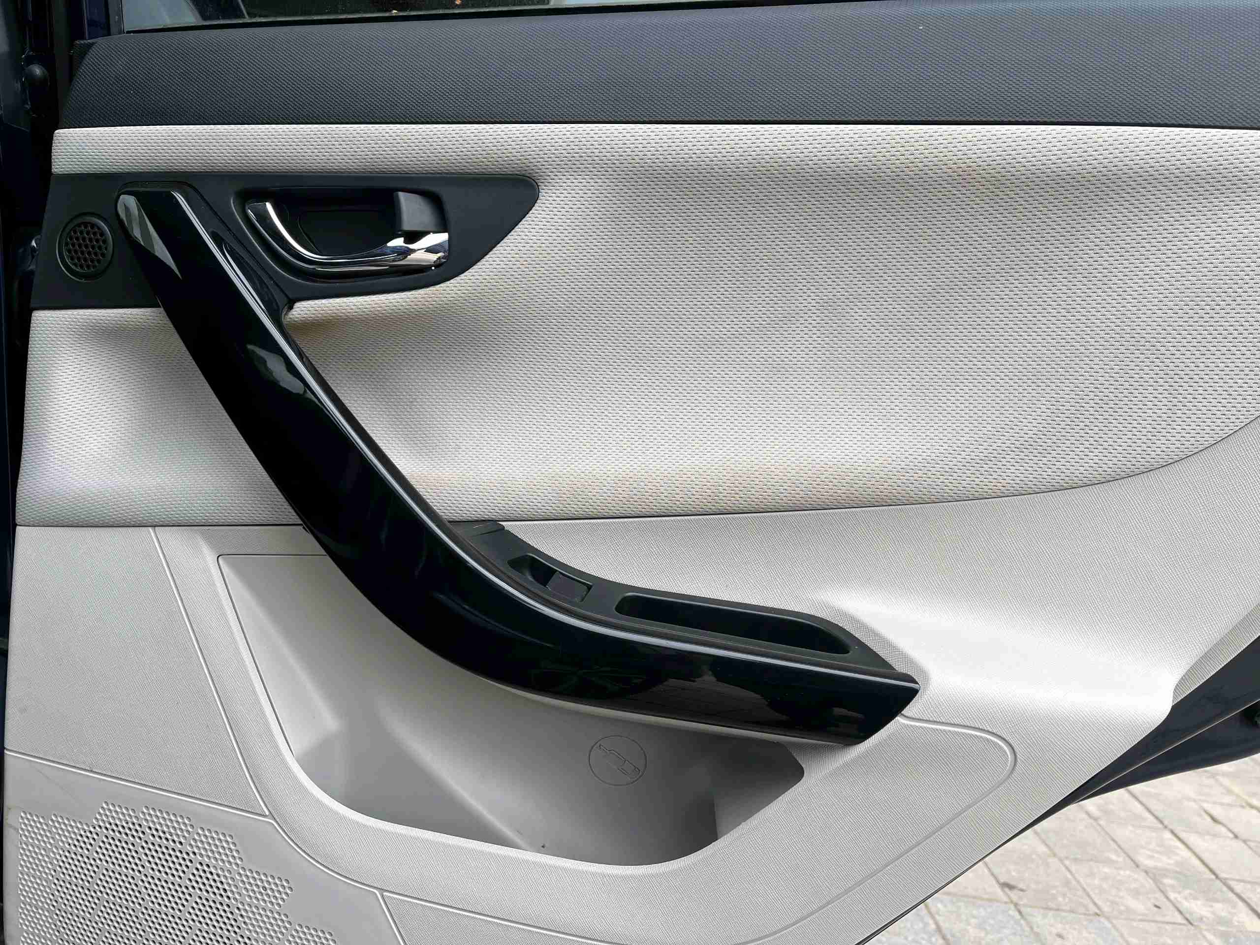 Tata Nexon photo 9