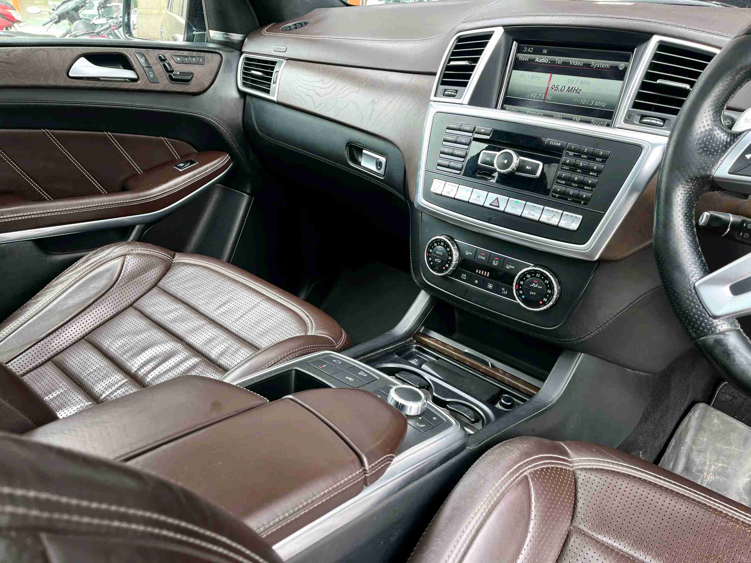 Mercedes-amg Gl 63 Amg photo 10