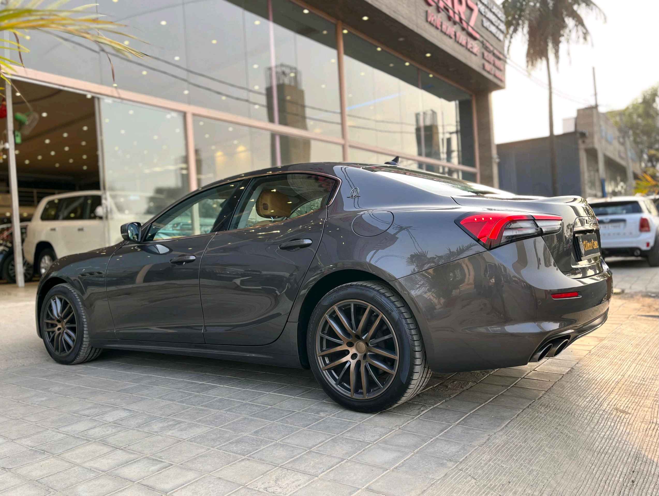 Maserati Ghibli photo 15