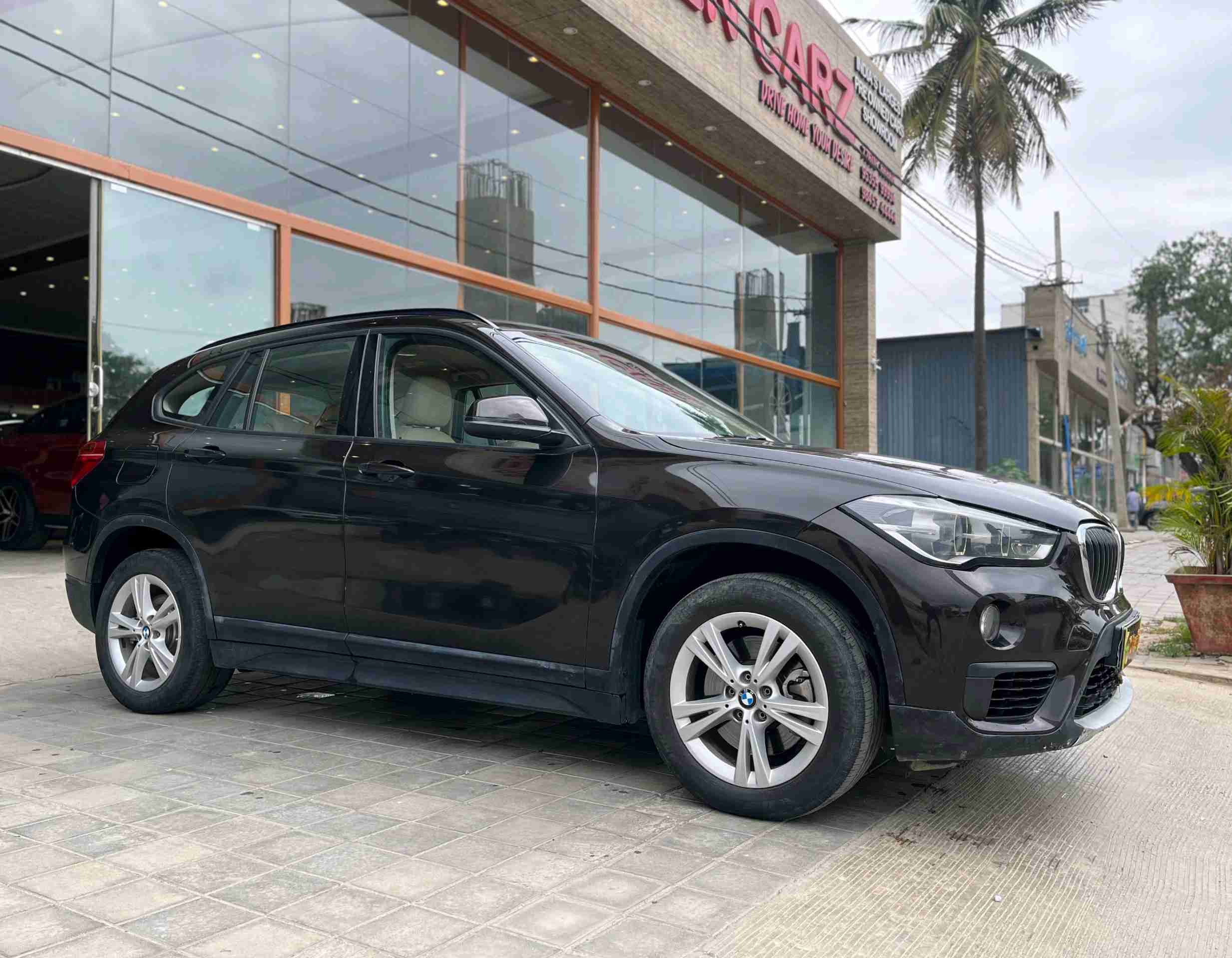 BMW X1 photo 3