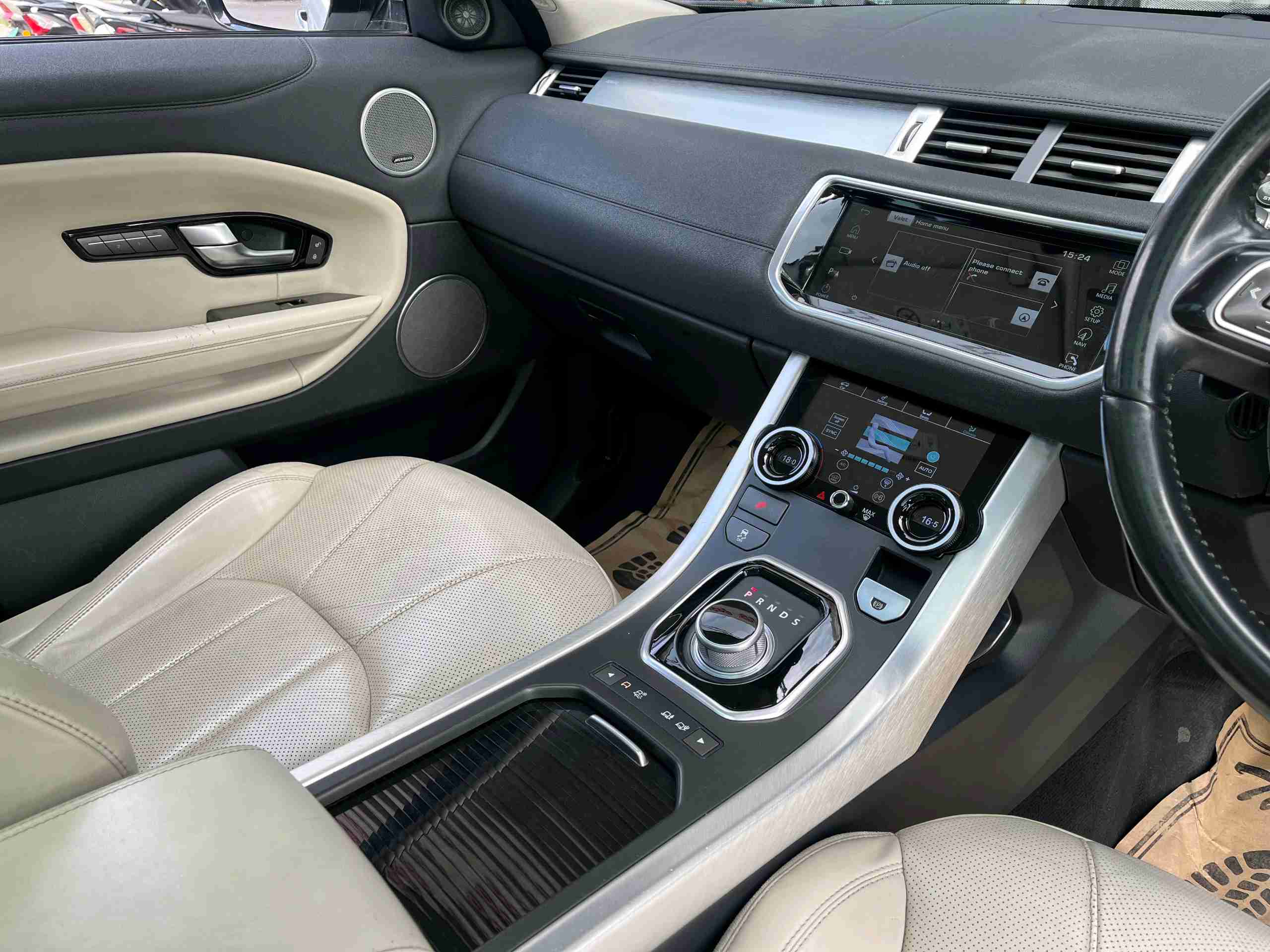 Land Rover Range Rover Evoque photo 6
