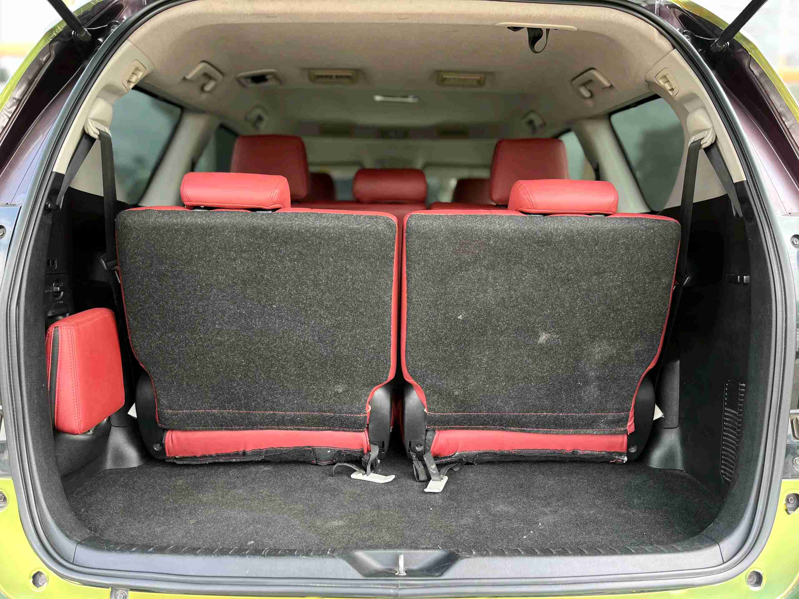 Toyota Innova Crysta photo 12