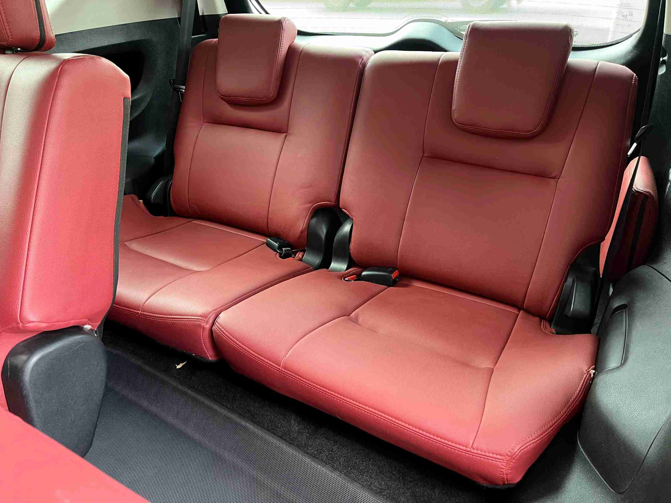 Toyota Innova Crysta photo 13